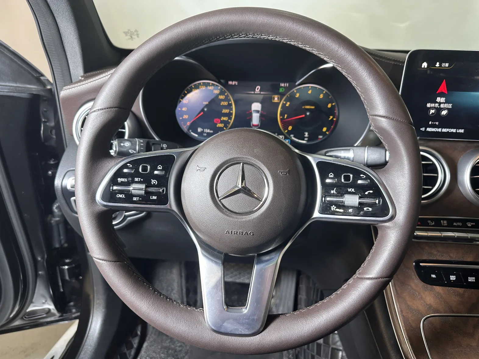 Mercedes-Benz GLC 300 L, 2022 13