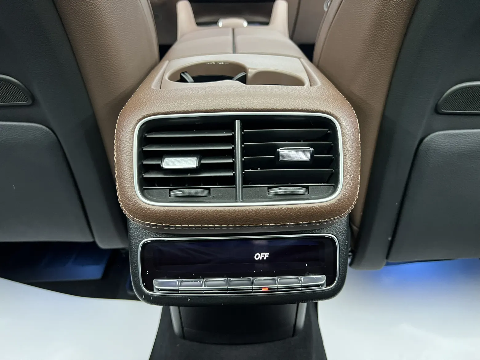 Mercedes-Benz GLE 450 4MATIC, 2024 26
