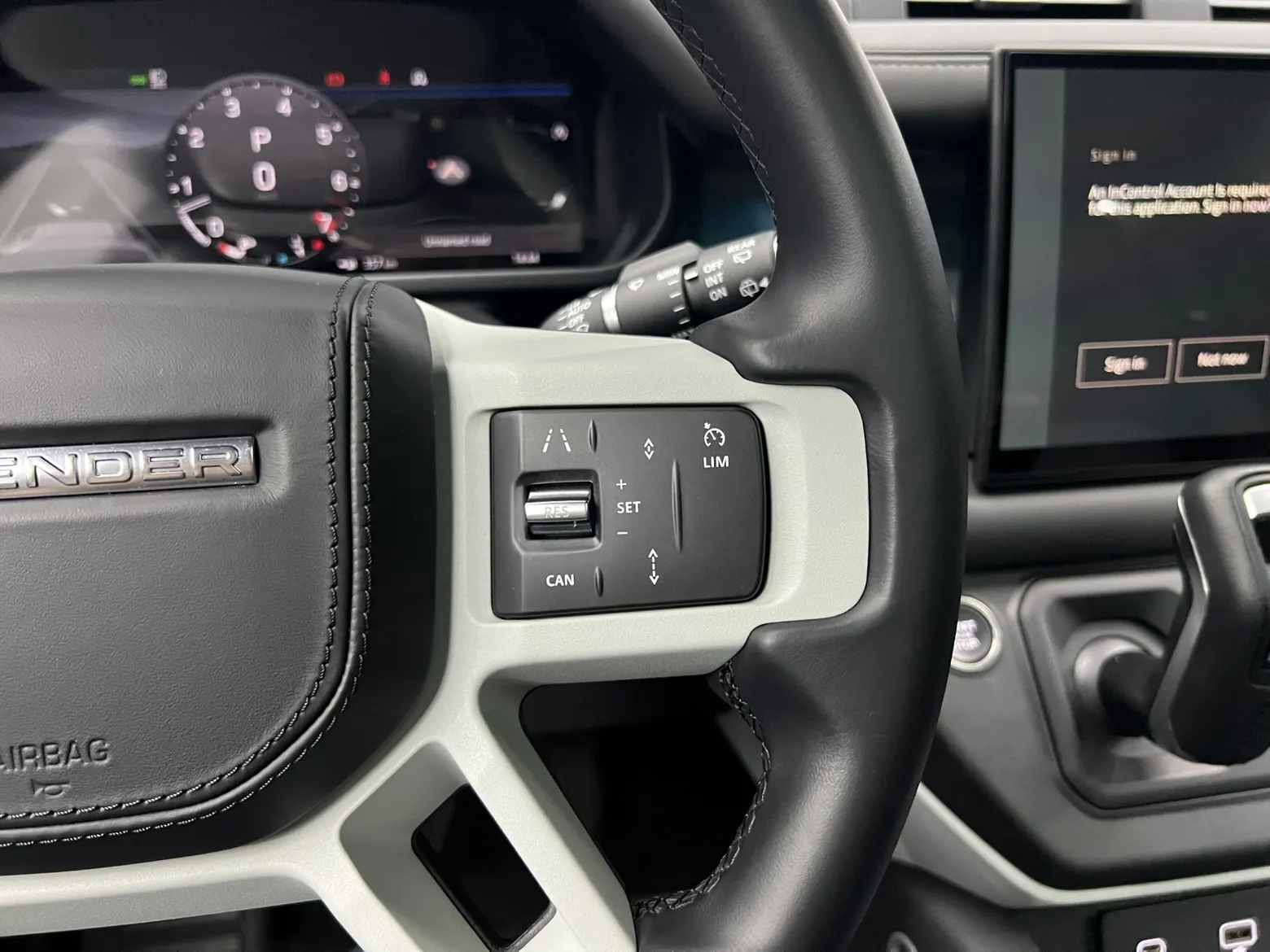 Land Rover Defender, 2024 23
