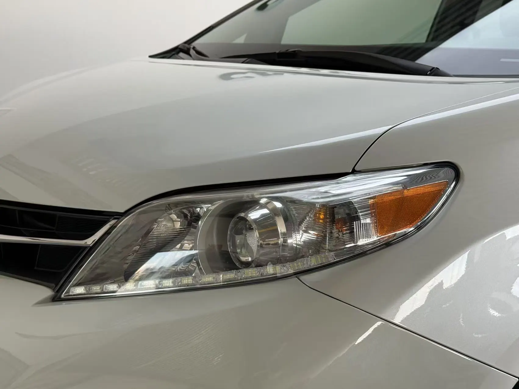 Toyota Sienna, 2021 все фото
