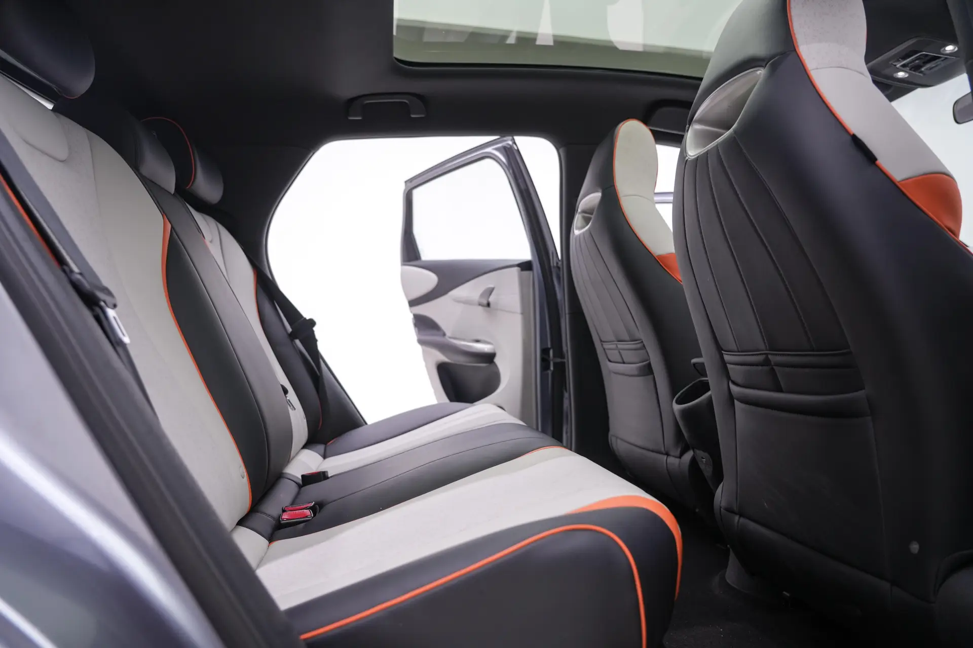 BYD Dolphin, 2023 27