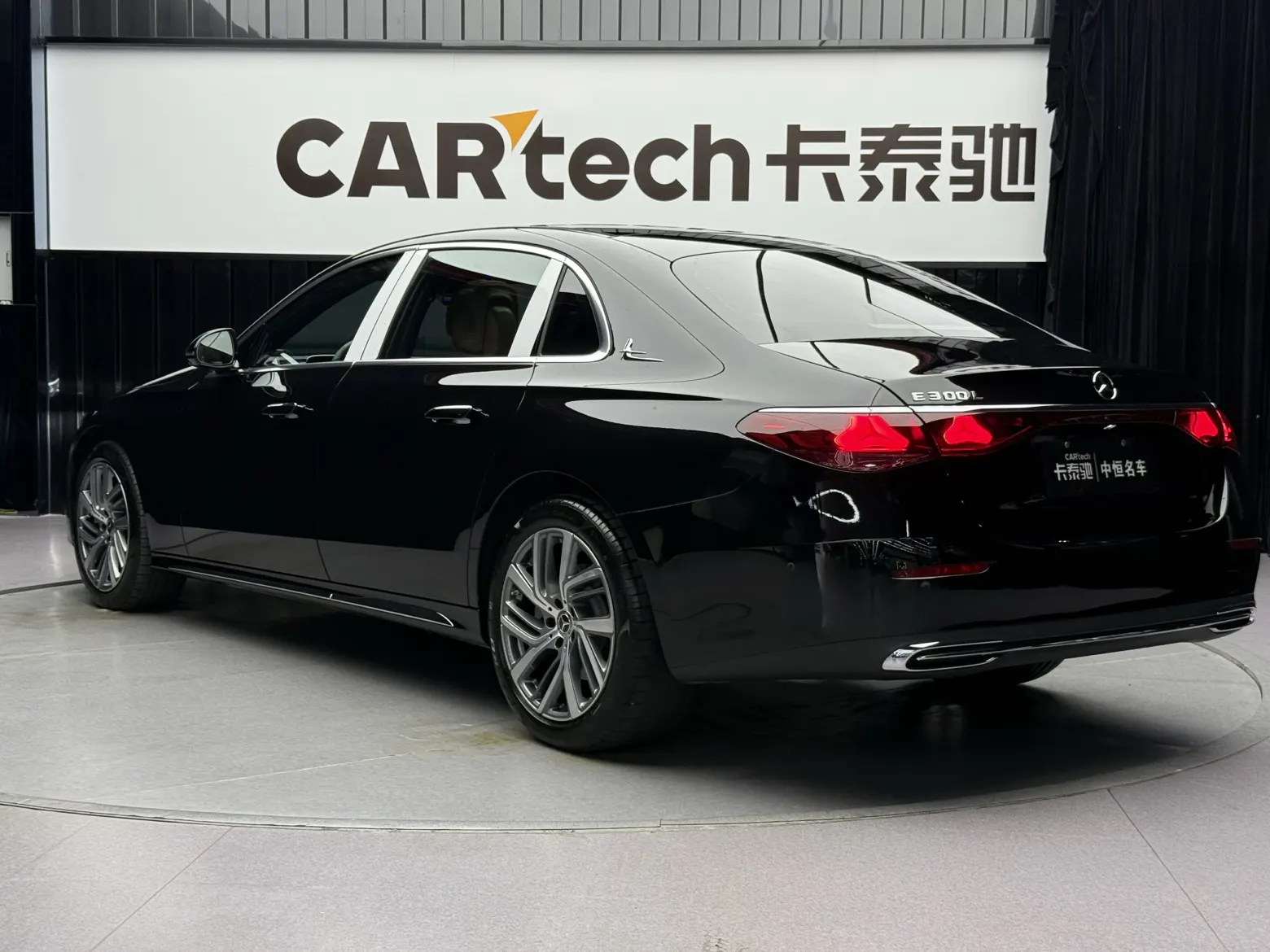 Mercedes-Benz E 300 L, 2025 7