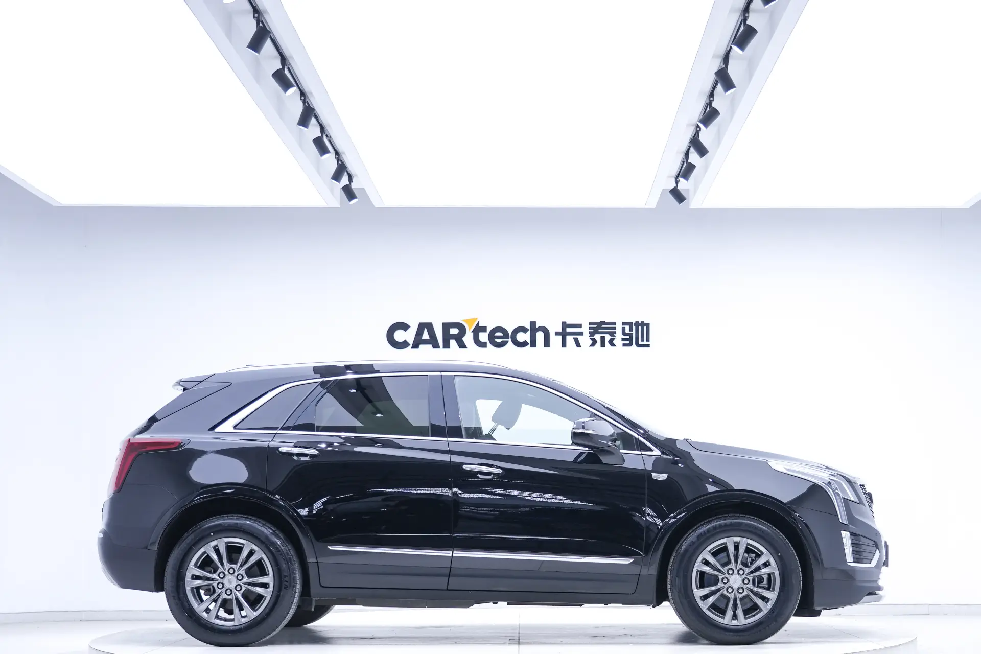 Cadillac XT5, 2021 4