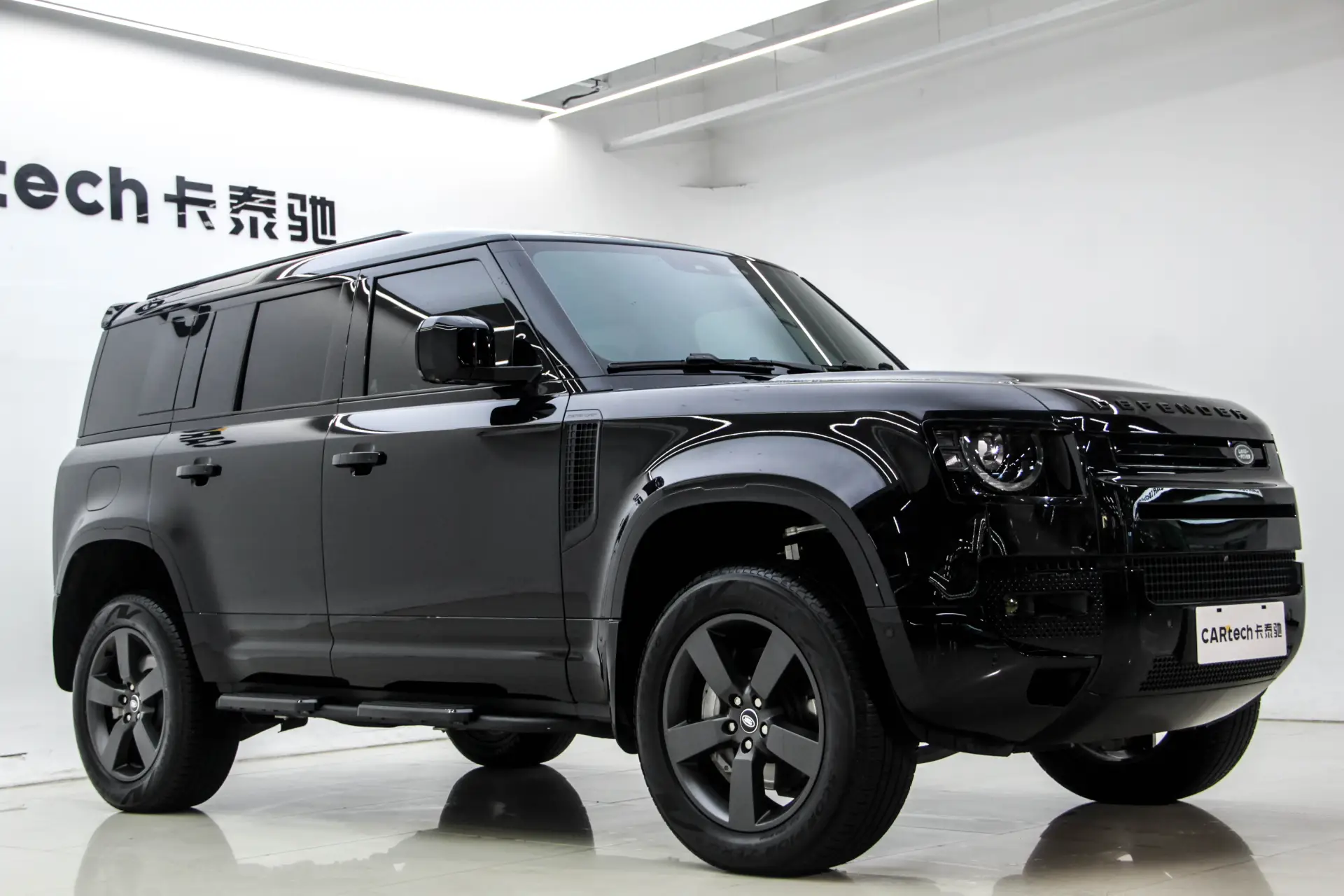 Land Rover Defender, 2025 2