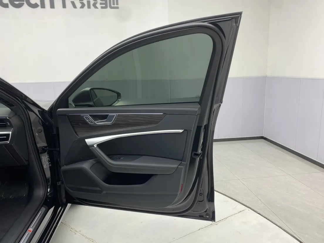 Audi A6L 45 TFSI, 2025 26