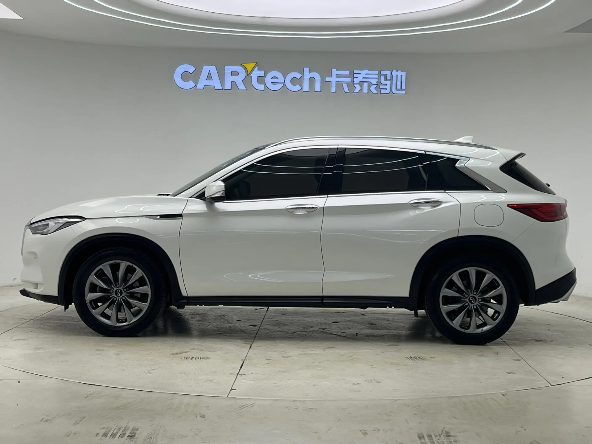 Infiniti QX50, 2021 3