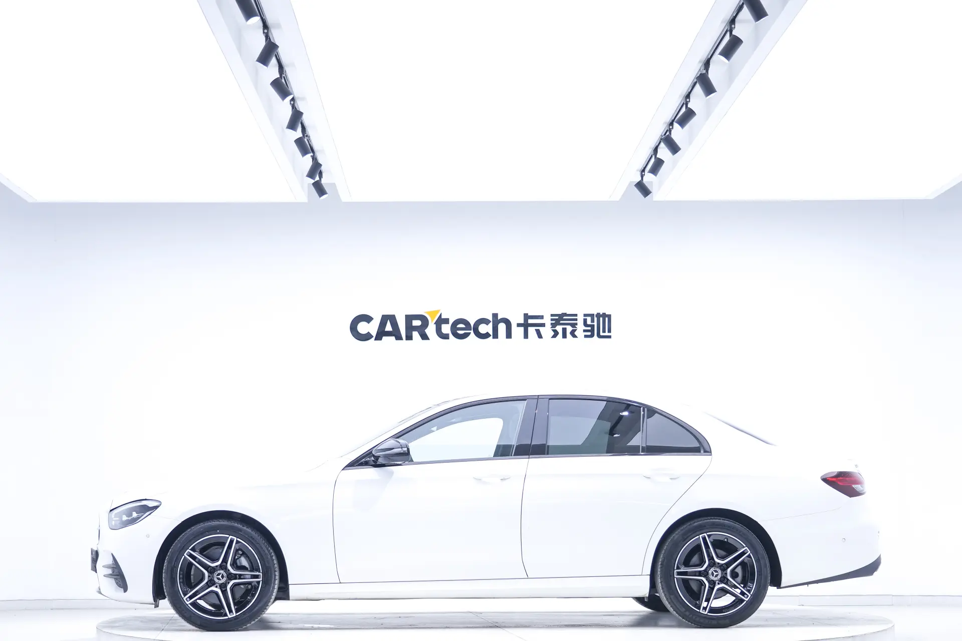 Mercedes-Benz E 260, 2020 8