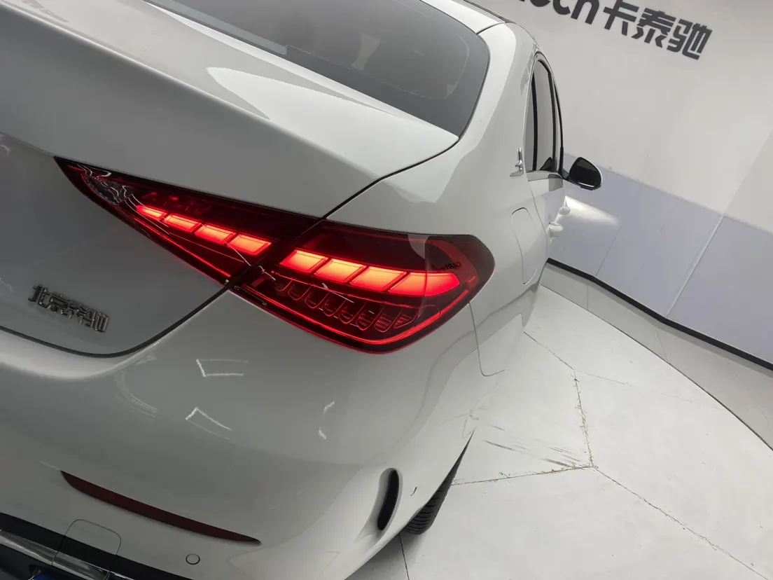 Mercedes-Benz C 260 L, 2024 10