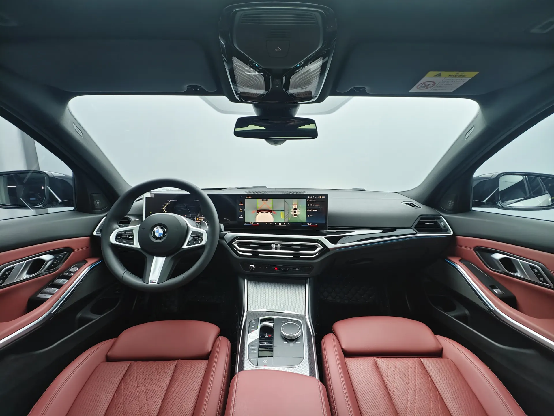 BMW 330Li, 2024 7