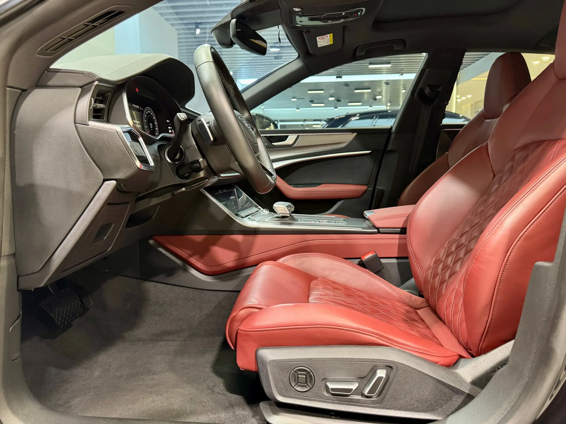 Audi A7L 45 TFSI, 2024 6
