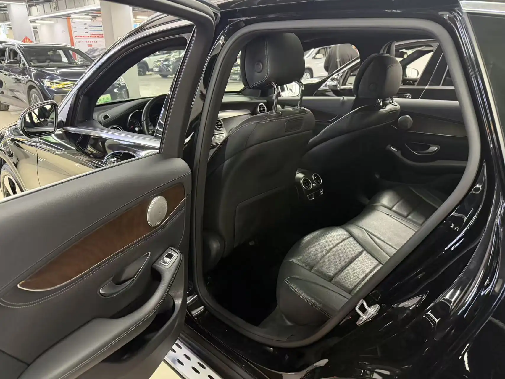 Mercedes-Benz GLC 300 4MATIC, 2018 9