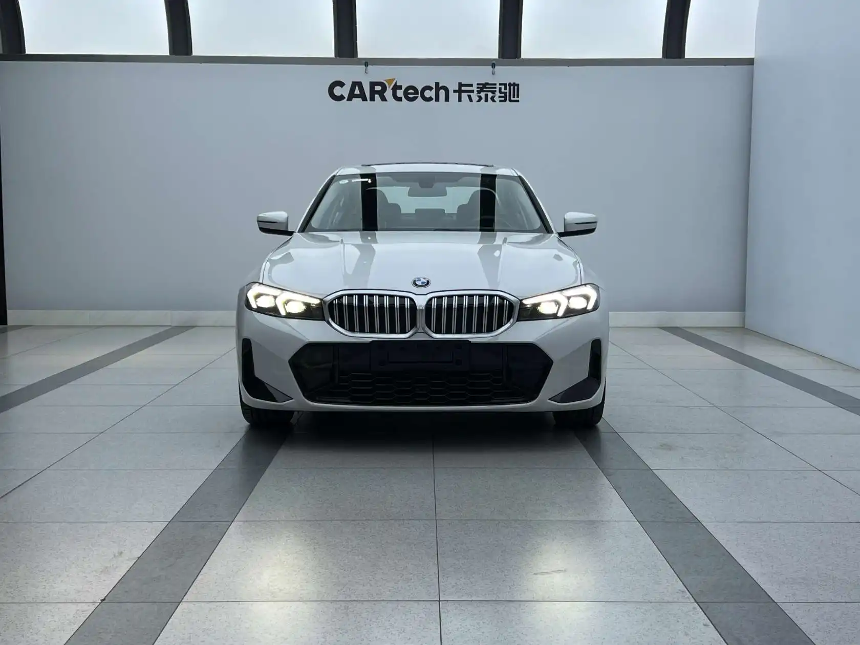 BMW 320Li, 2024 2