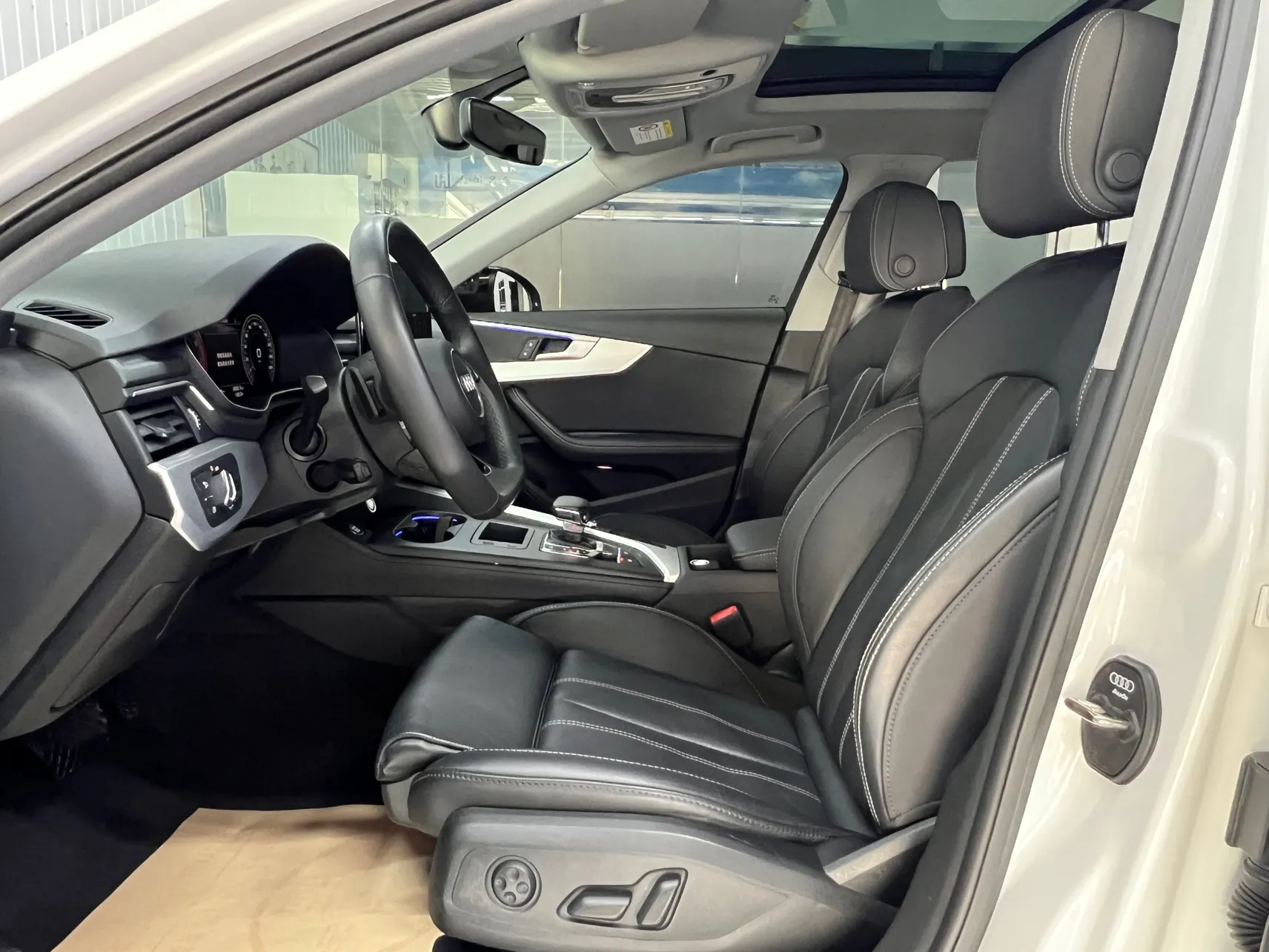 Audi A4L 40 TFSI, 2023 22