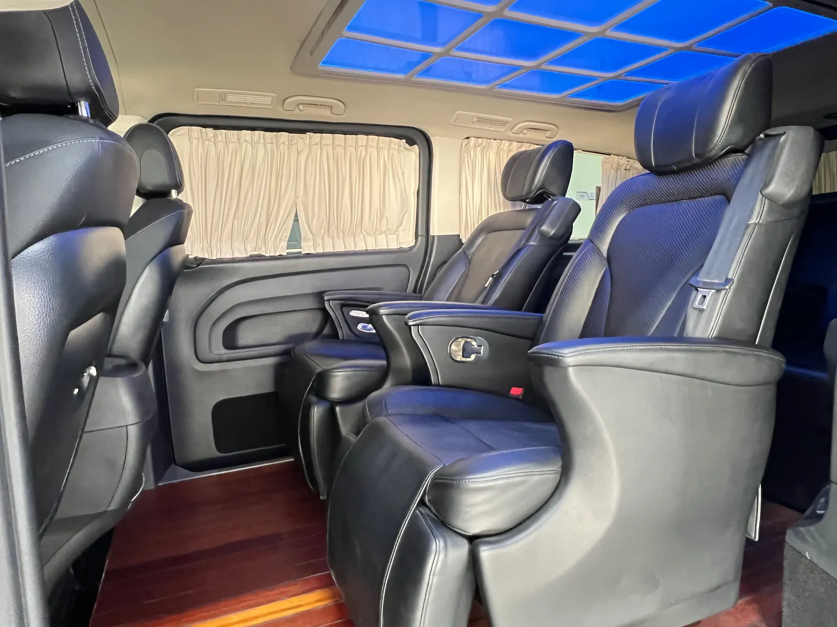Mercedes-Benz Vito, 2019 23
