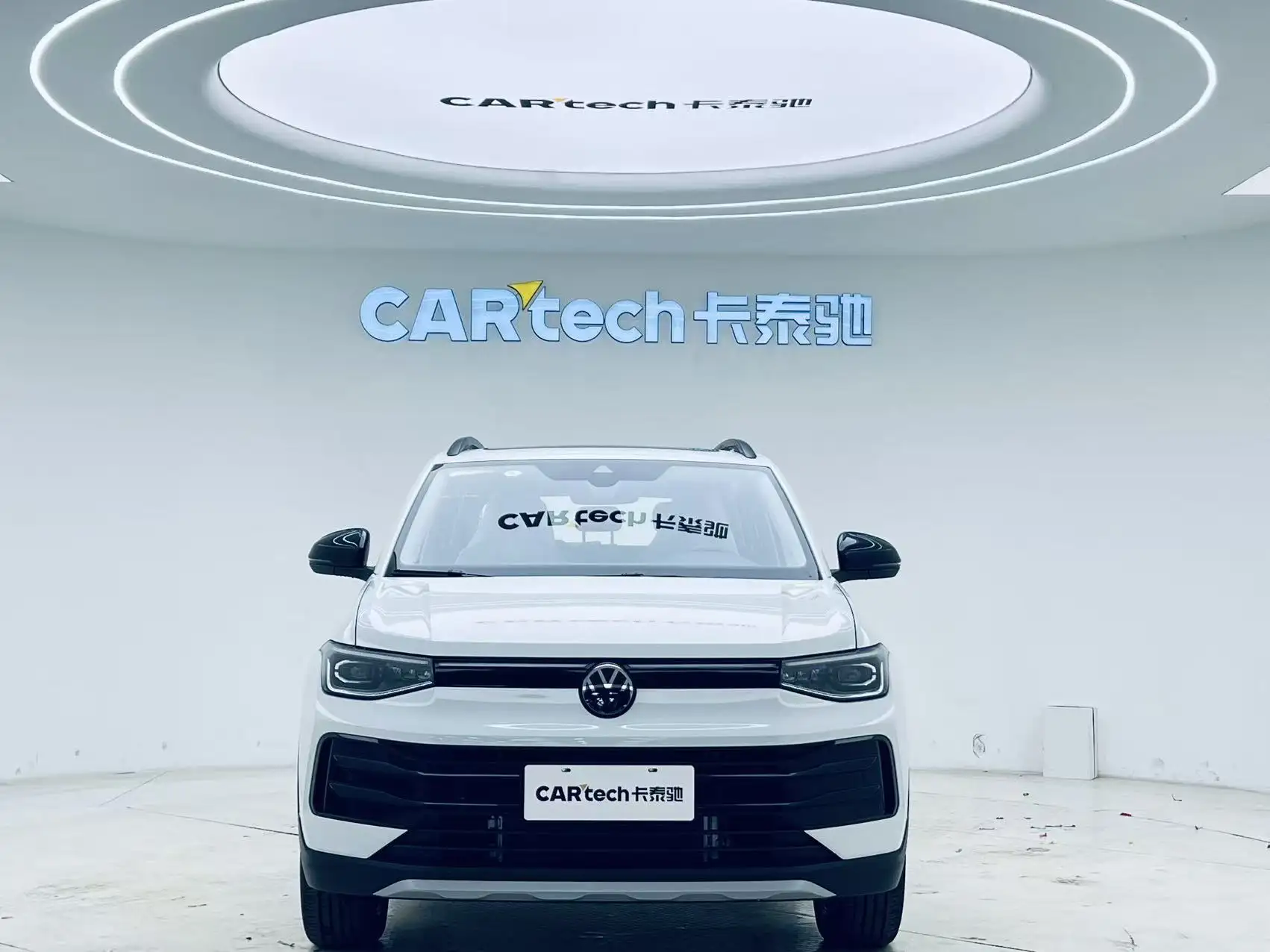 Volkswagen Tharu, 2026 3