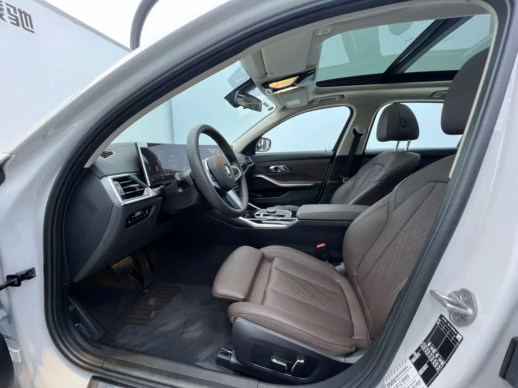 BMW 320Li, 2024 10