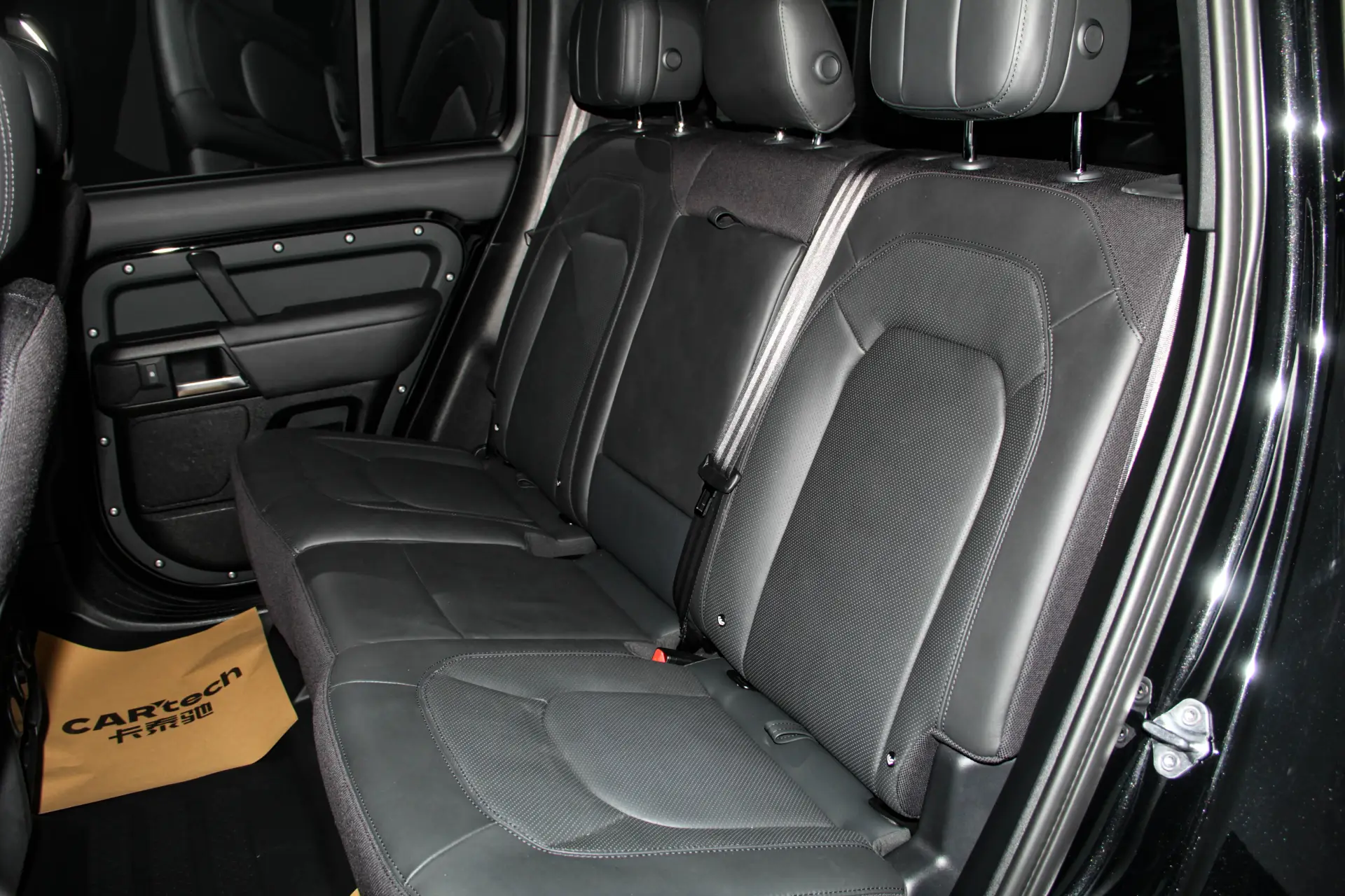 Land Rover Defender, 2025 20