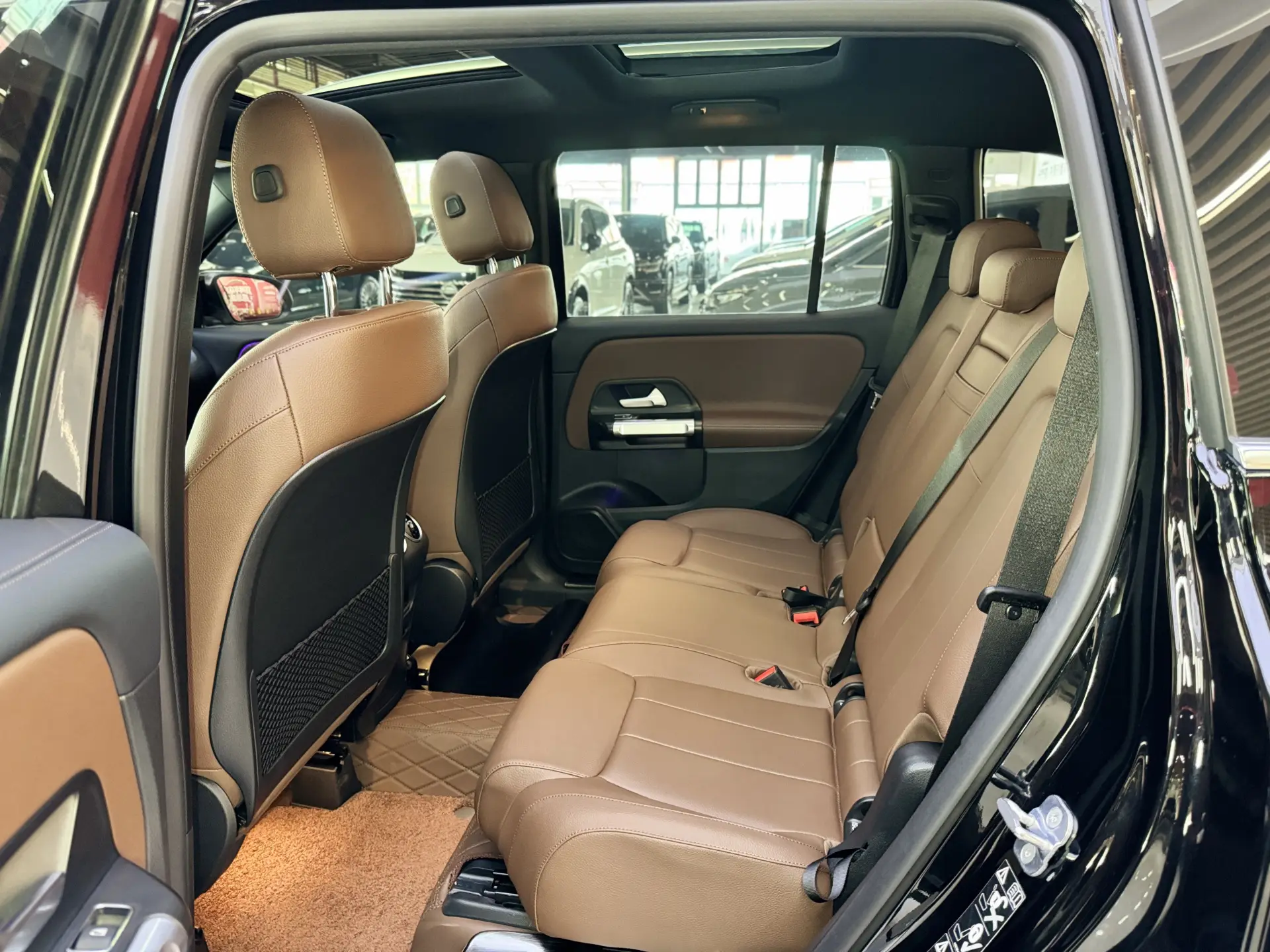 Mercedes-Benz GLB, 2024 19