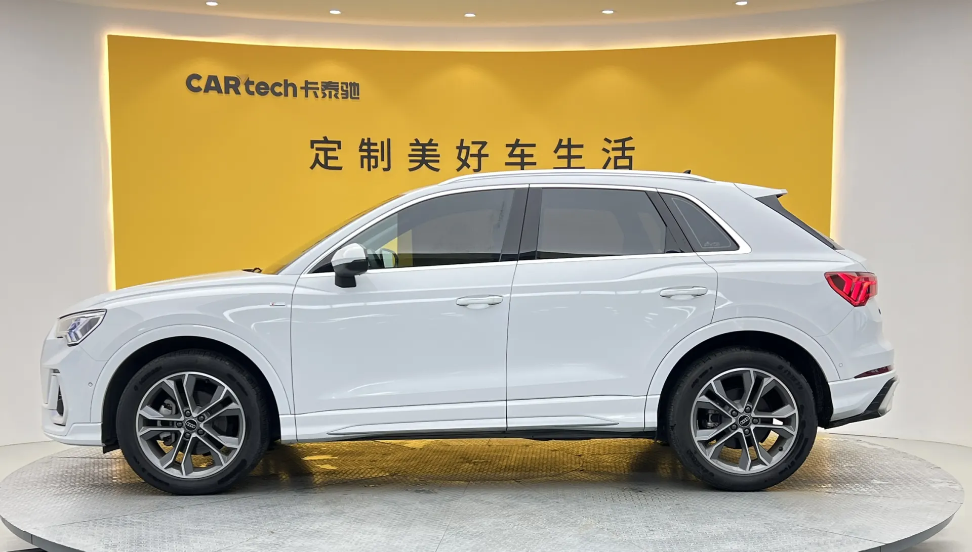 Audi Q3 40 TFSI, 2024 8