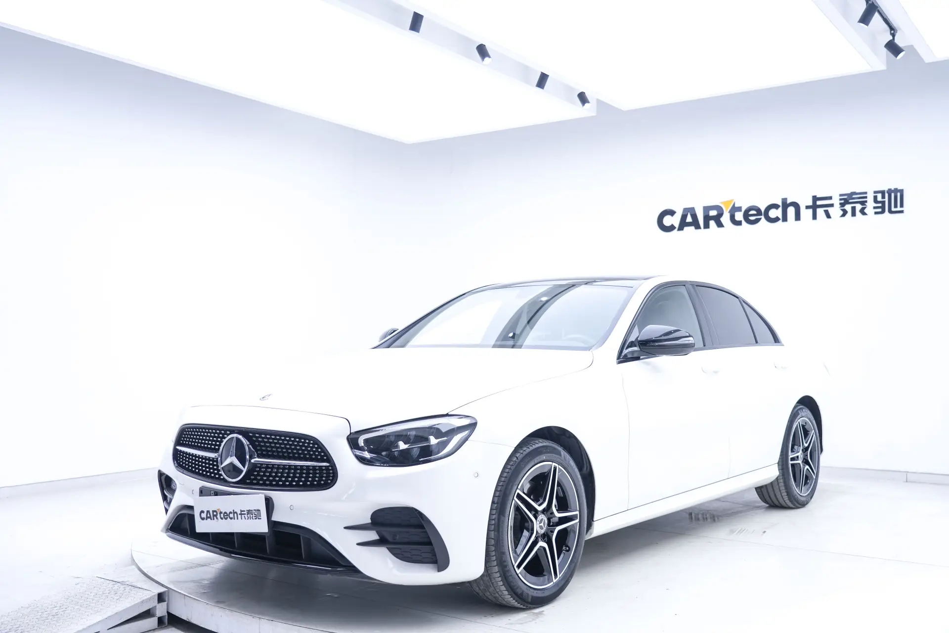 Mercedes-Benz E 260