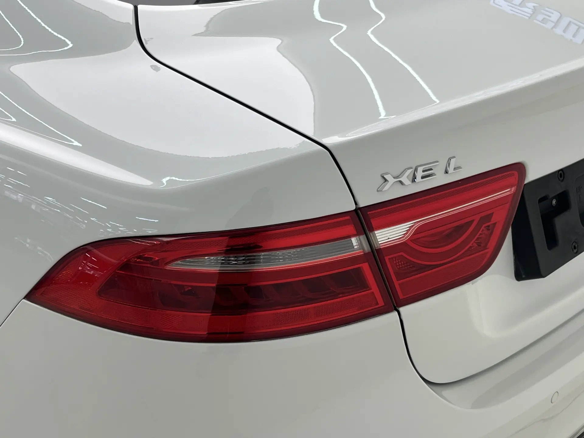 Jaguar XEL, 2019 7