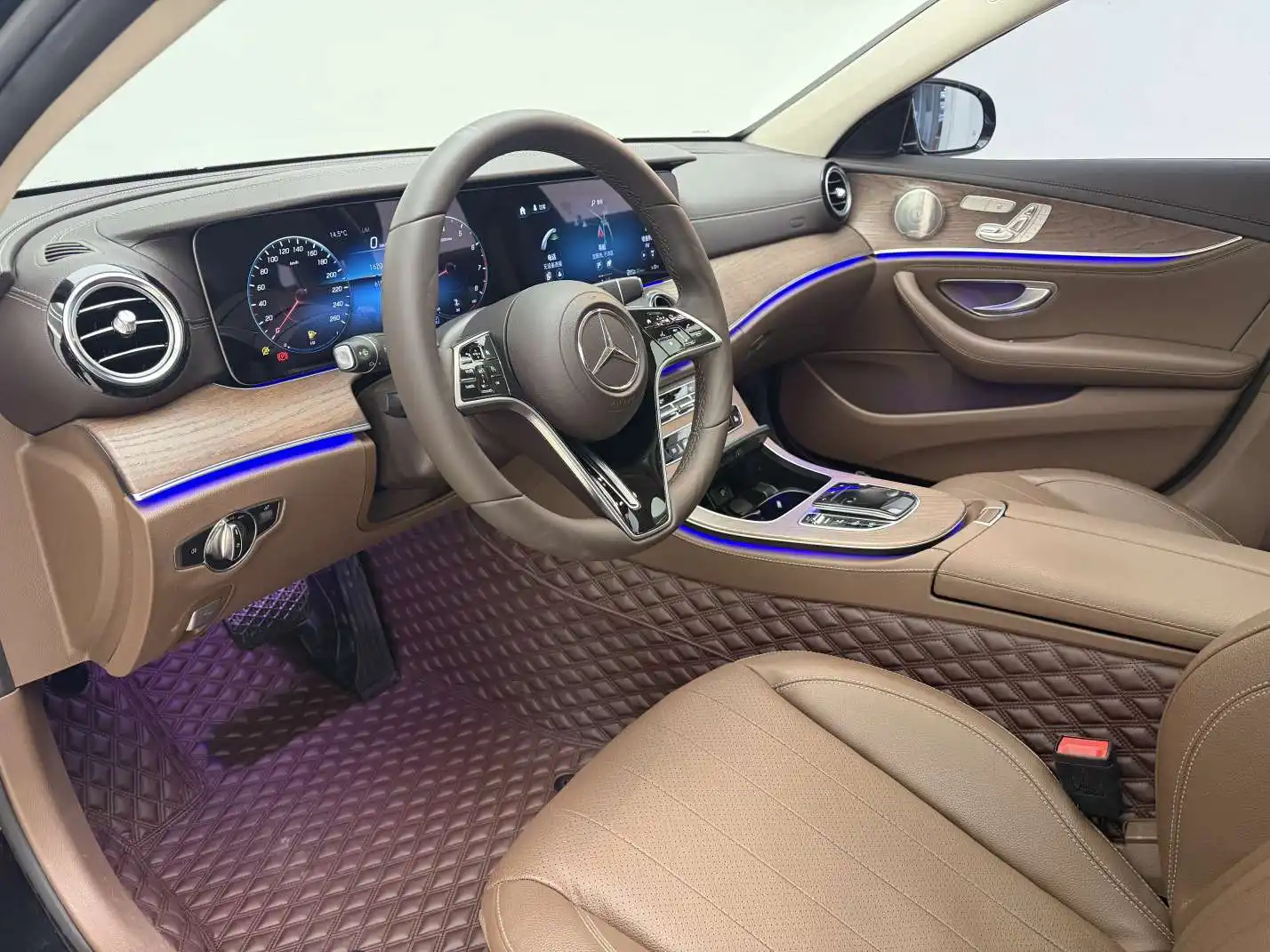 Mercedes-Benz E 300 L, 2022 8