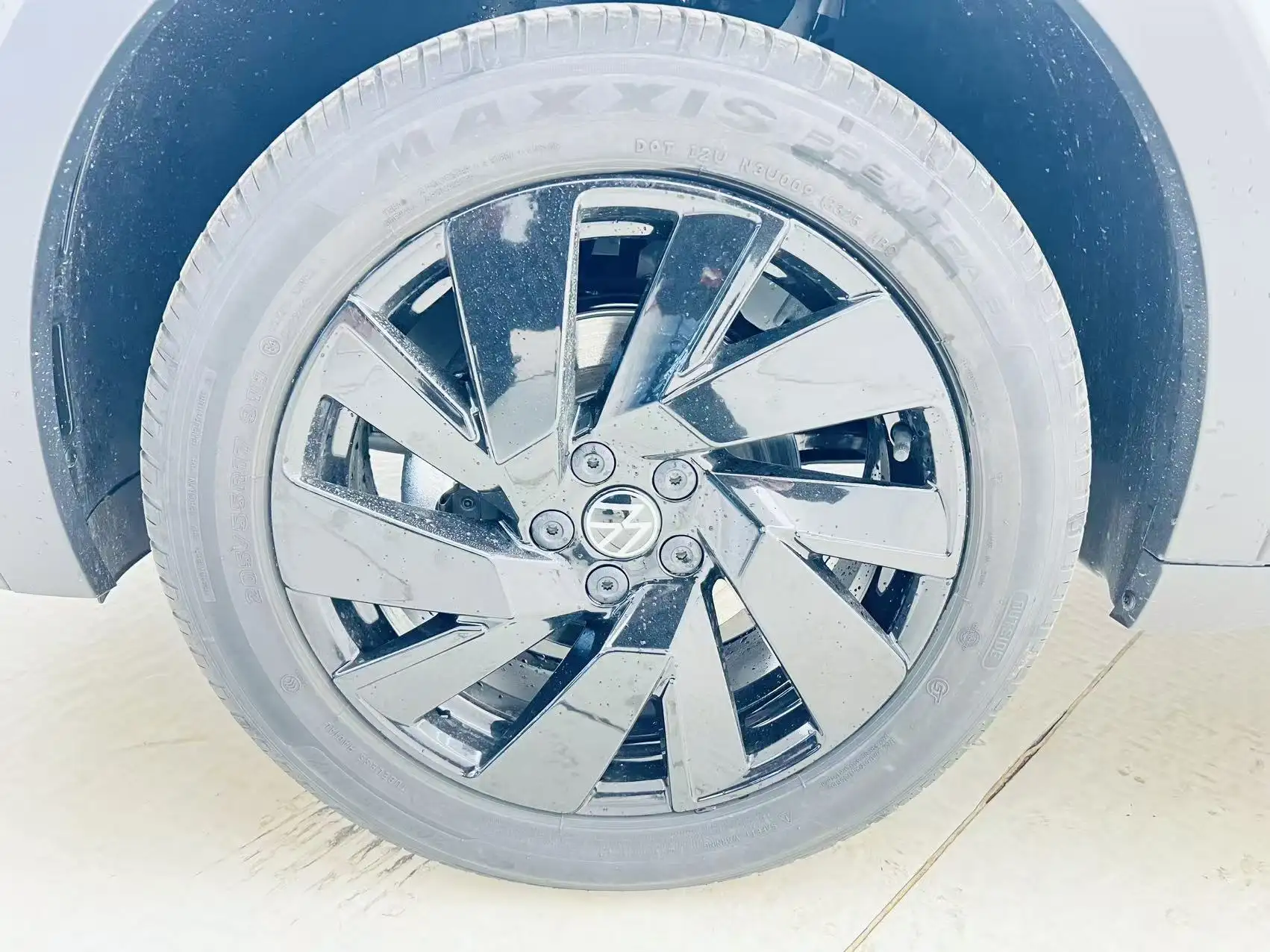 Volkswagen Tharu, 2026 10
