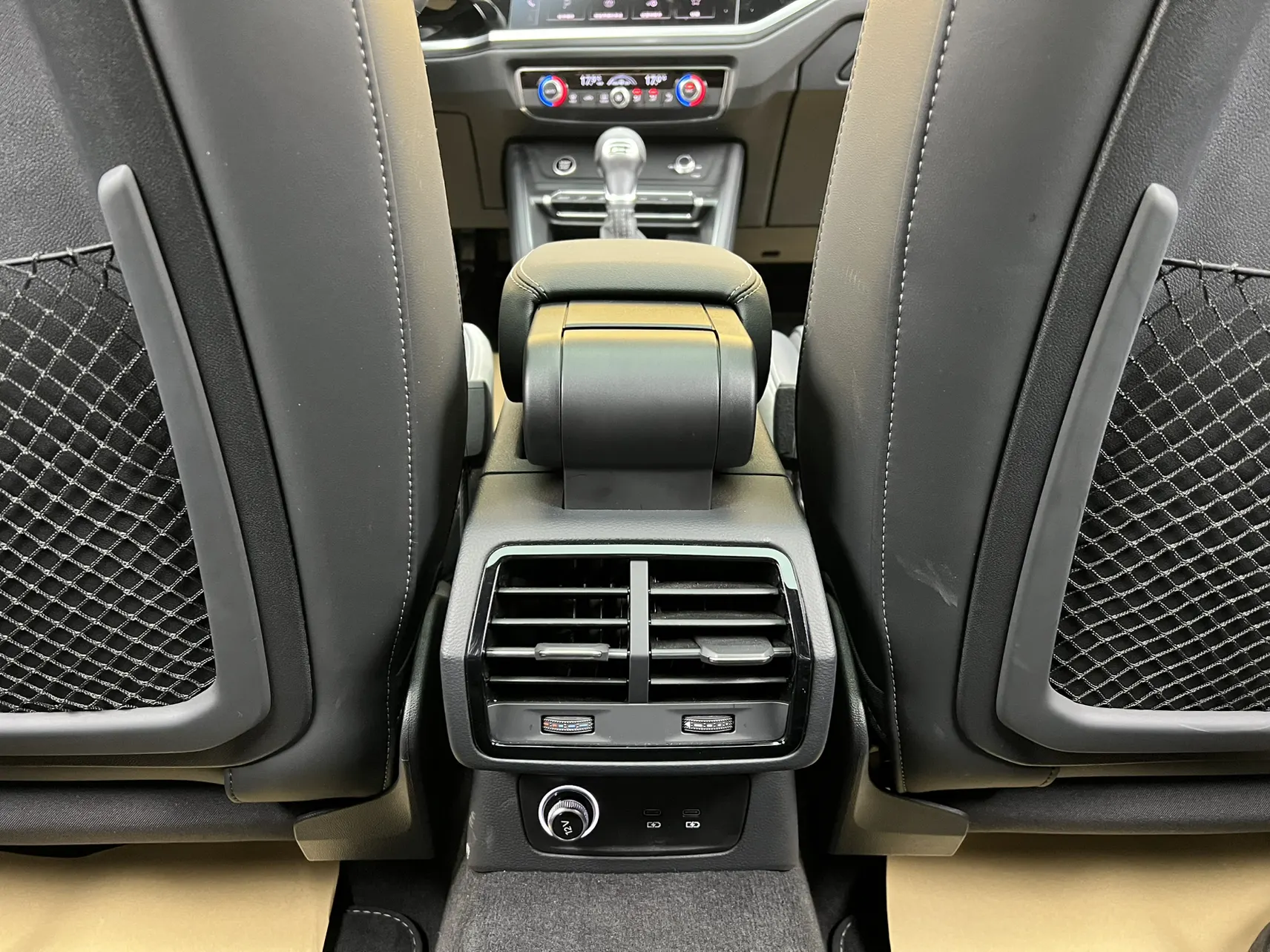 Audi Q3 40 TFSI, 2024 22