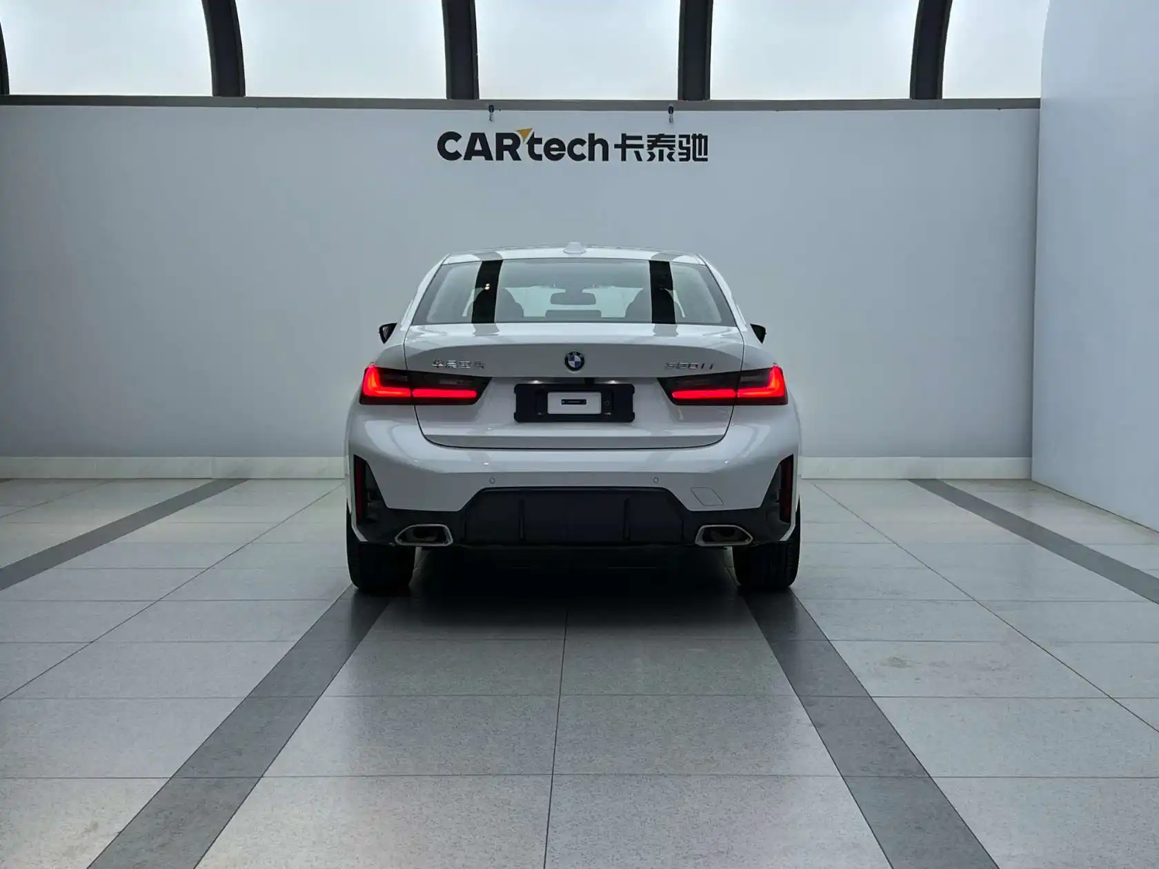 BMW 320Li, 2024 3