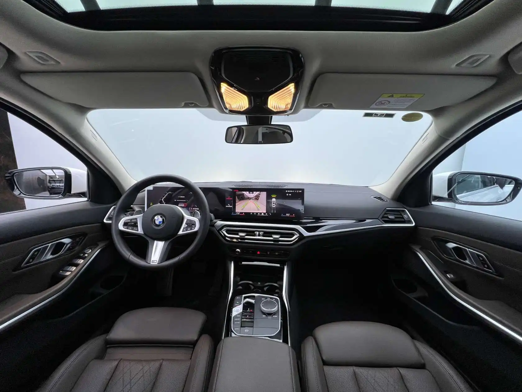 BMW 320Li, 2024 23