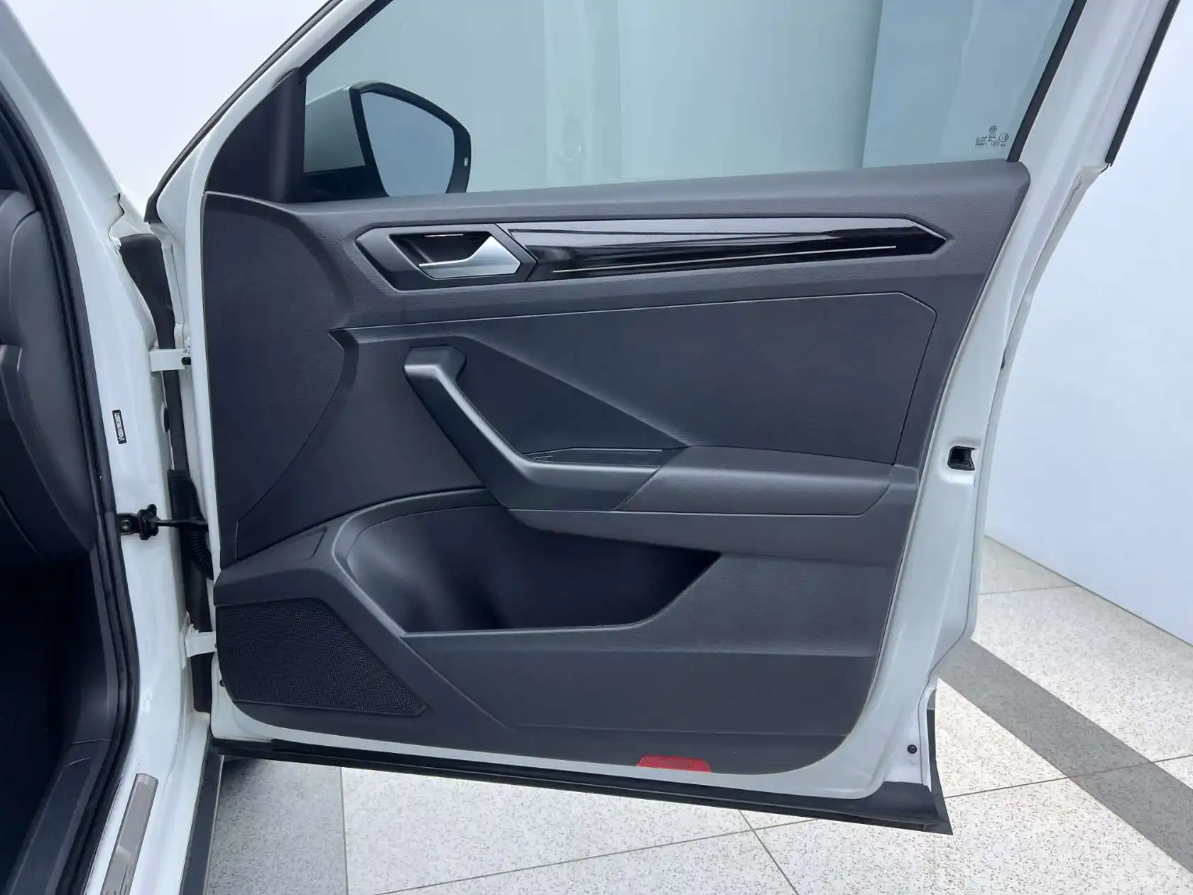 Volkswagen T-ROC, 2022 21