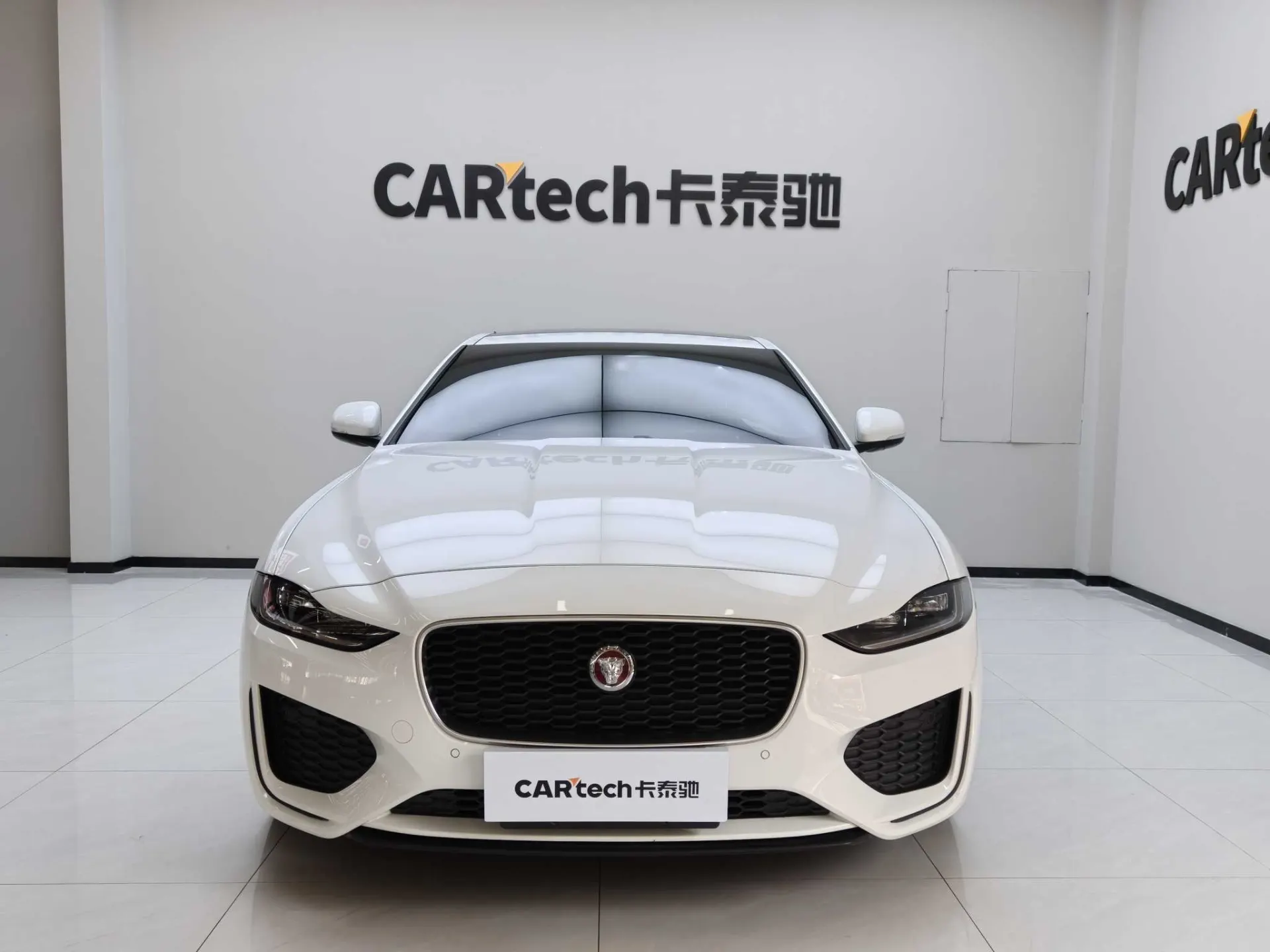 Jaguar XEL, 2024 3