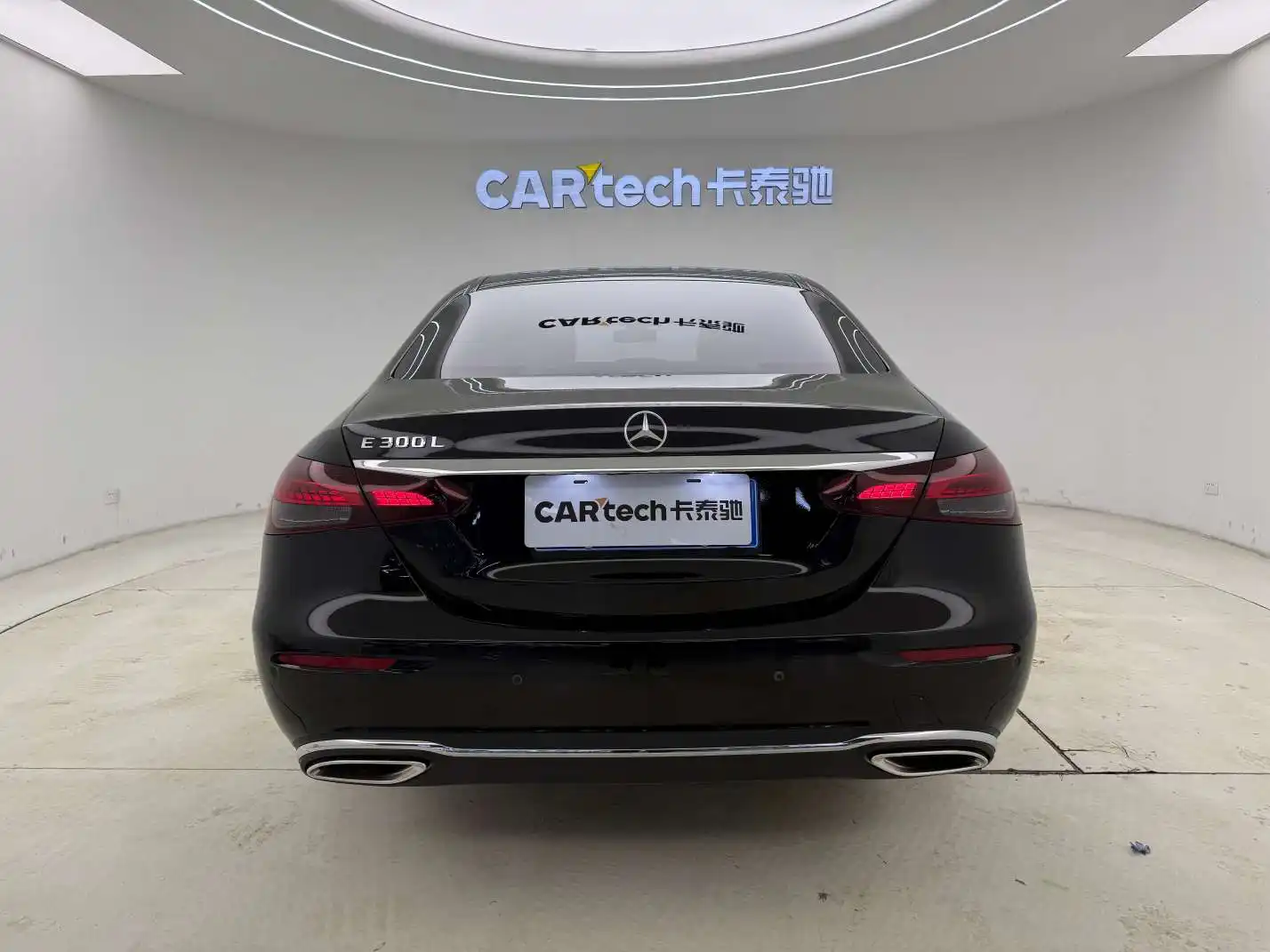 Mercedes-Benz E 300 L, 2022 16