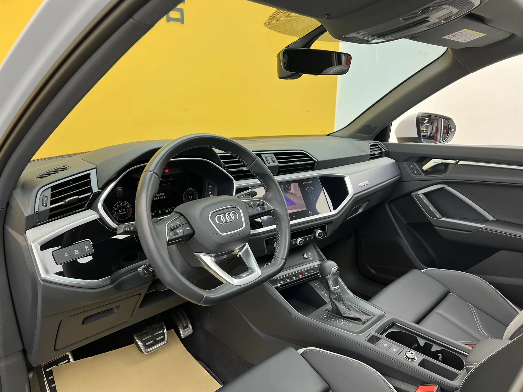 Audi Q3 40 TFSI, 2024 37
