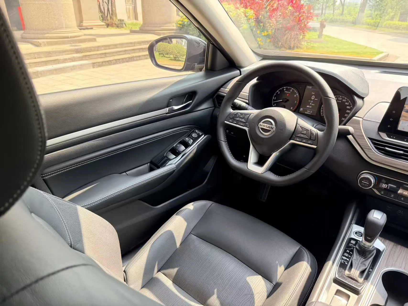 Nissan Teana, 2022 13