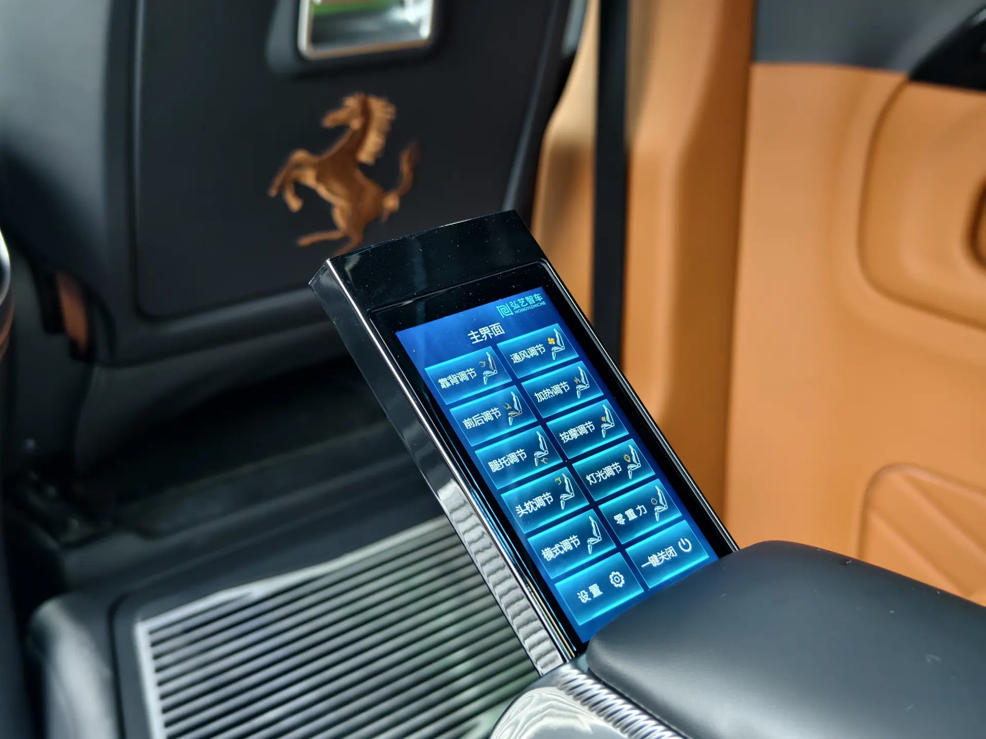 Mercedes-Benz Vito, 2025 21