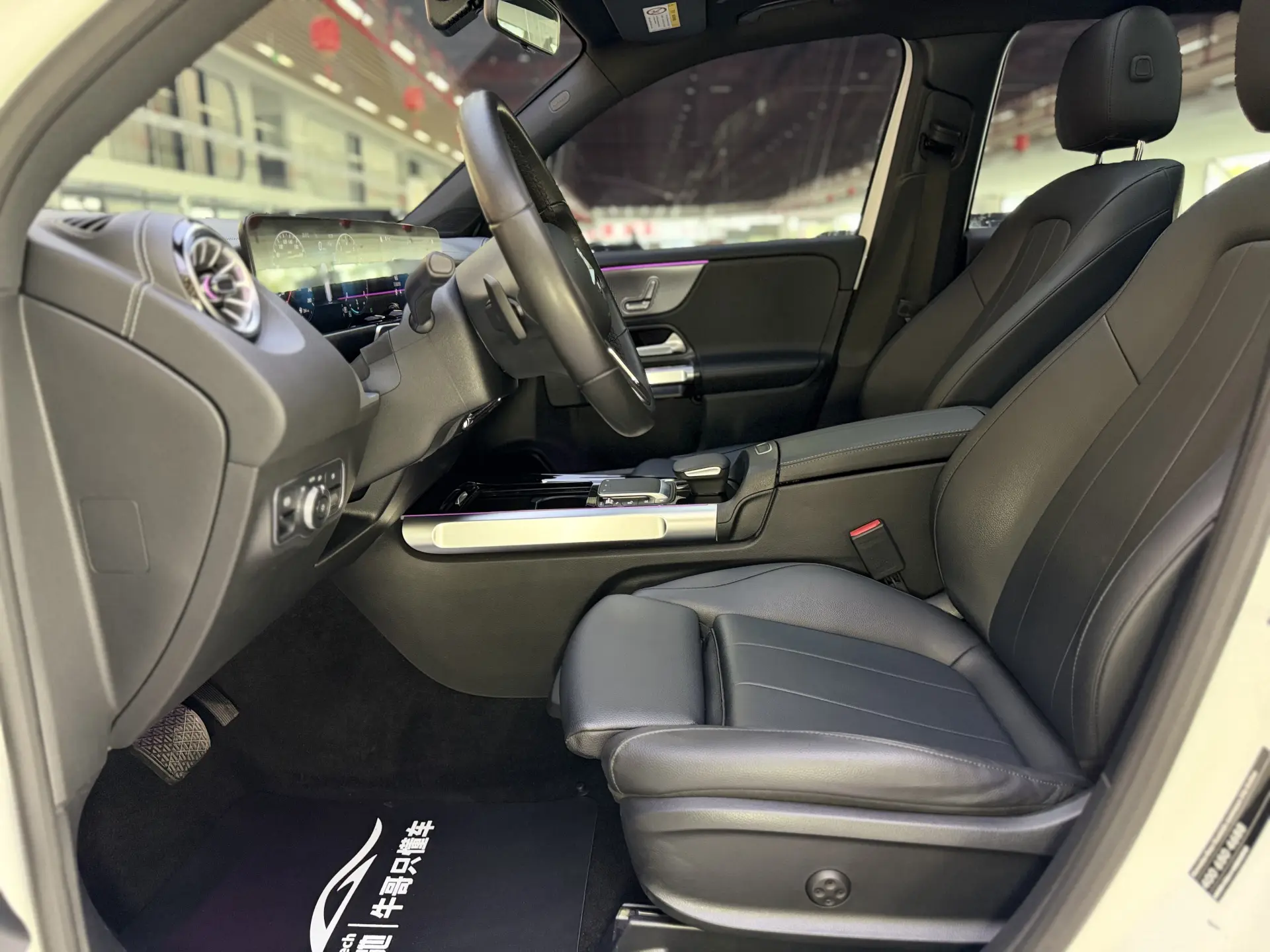 Mercedes-Benz GLB, 2022 18