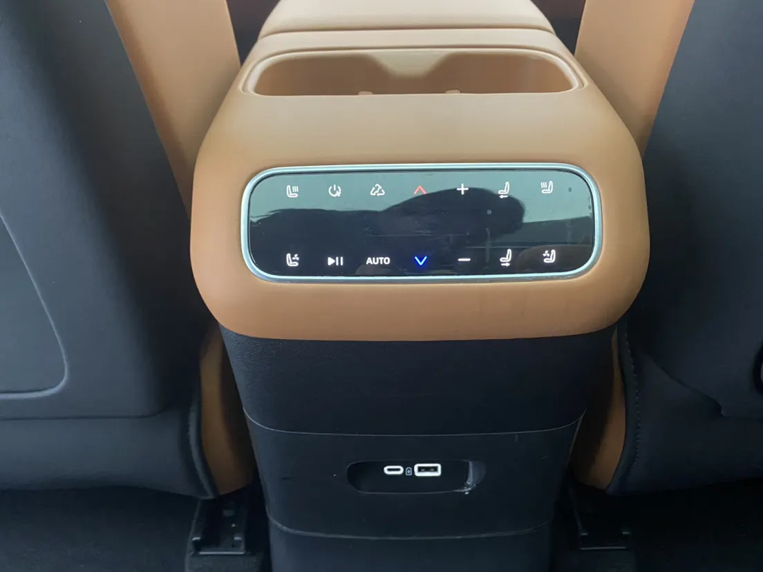 Leapmotor C16, 2025 23