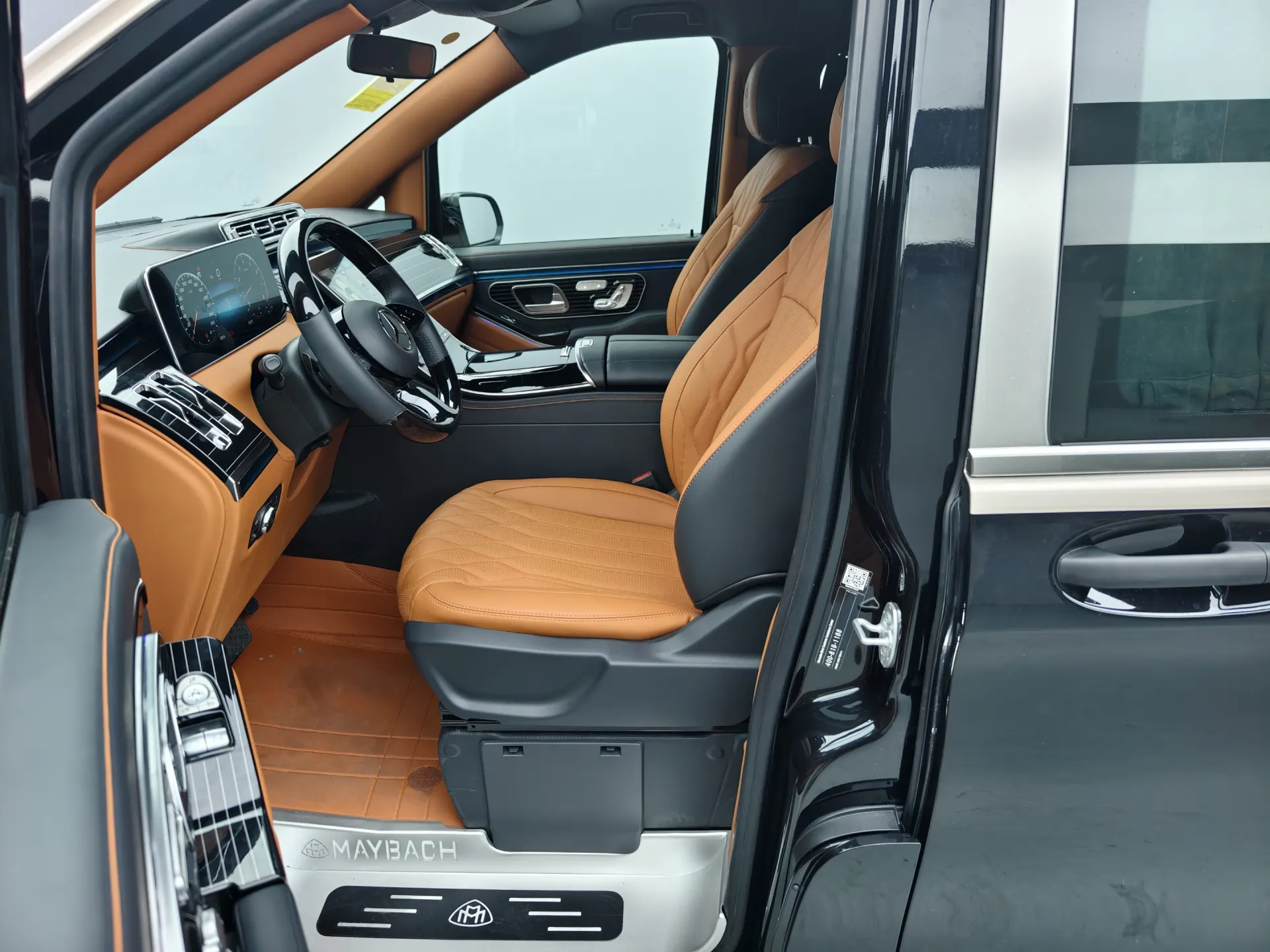 Mercedes-Benz Vito, 2025 11