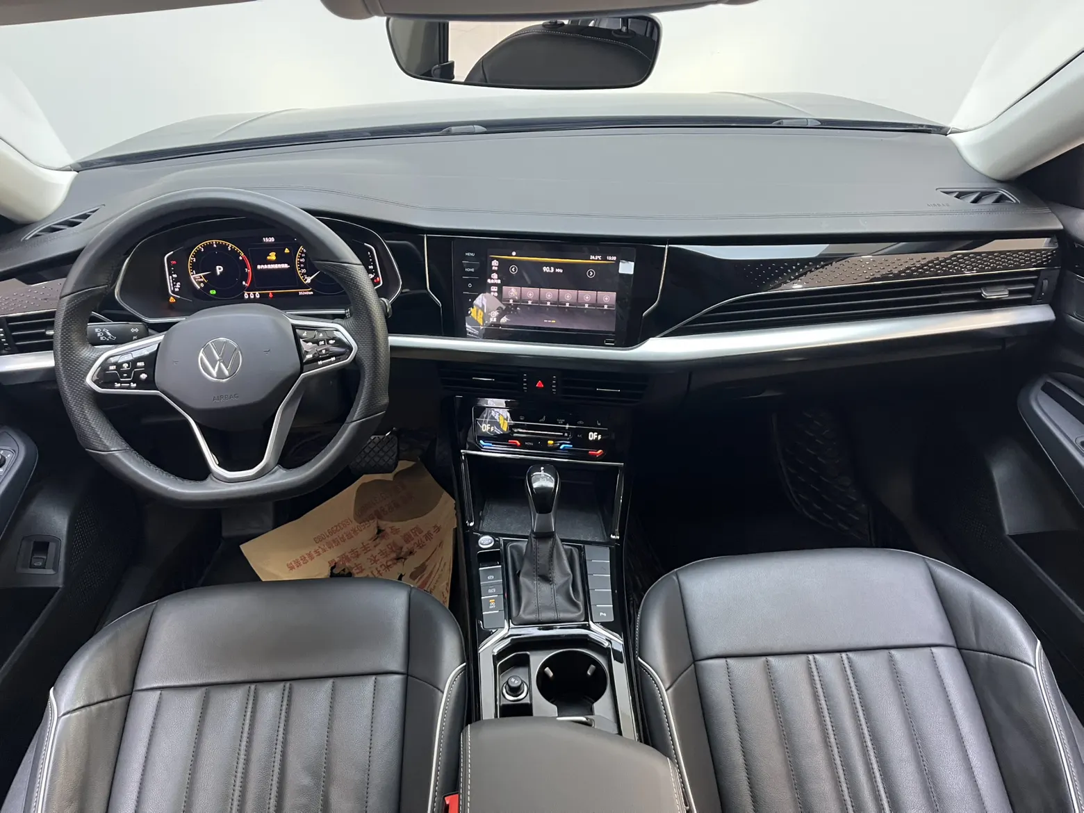 Volkswagen Passat, 2023 10