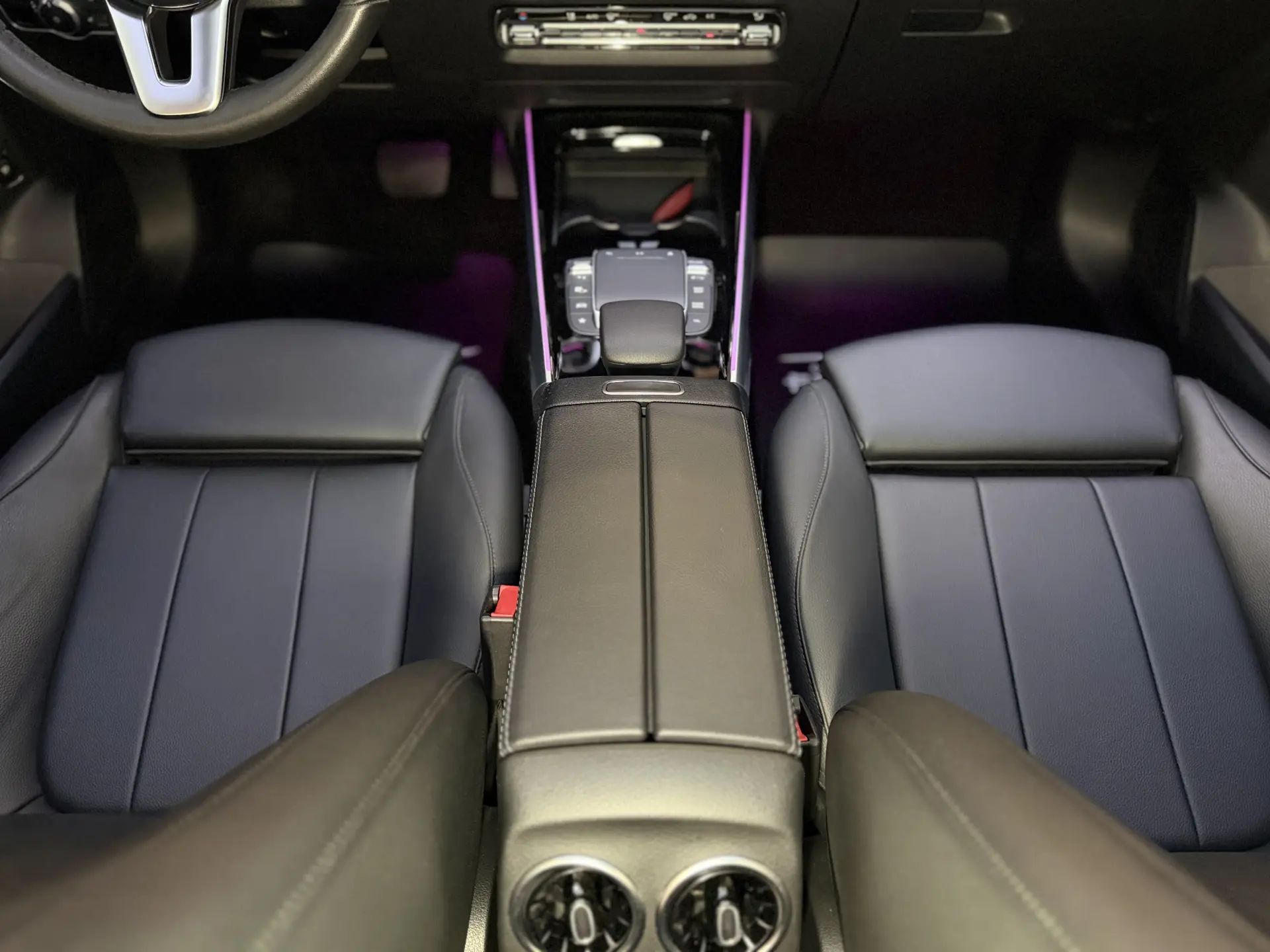 Mercedes-Benz GLB, 2022 27