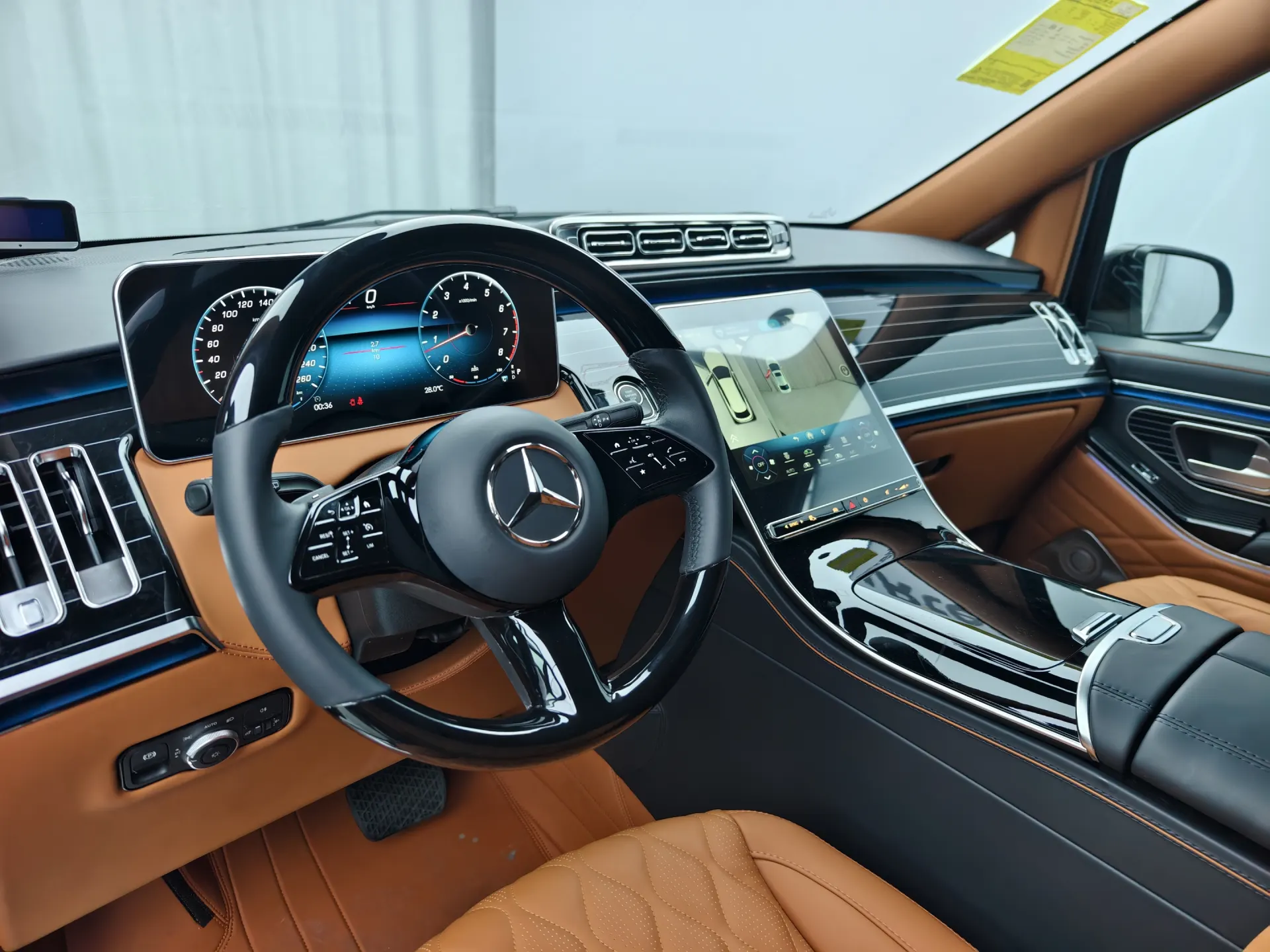 Mercedes-Benz Vito, 2025 25