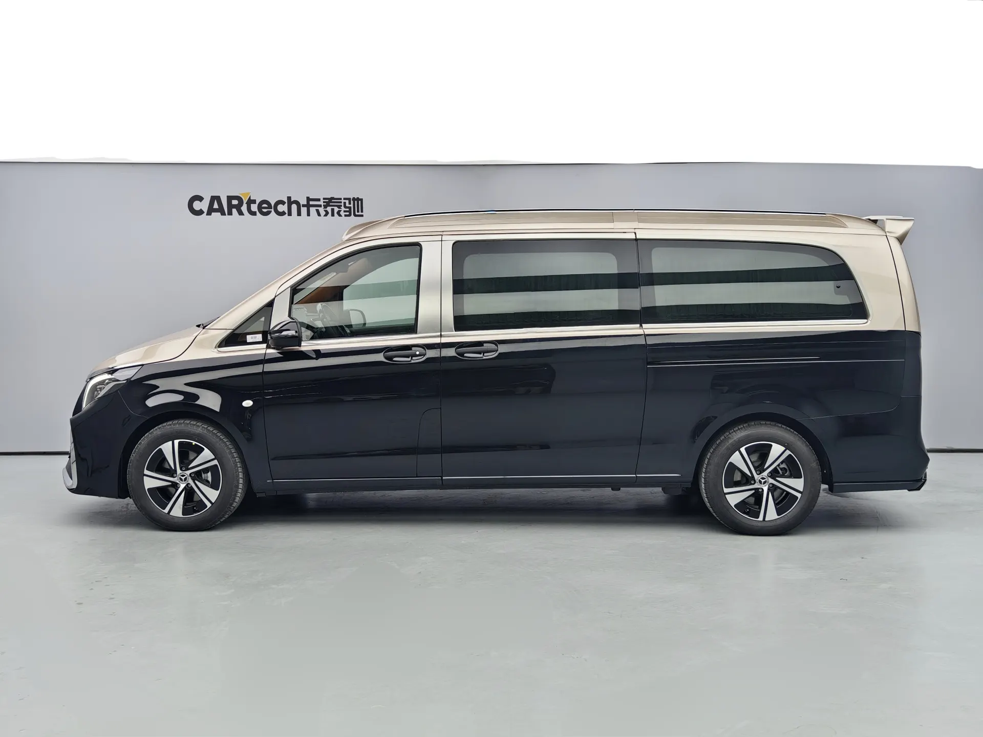 Mercedes-Benz Vito, 2025 4