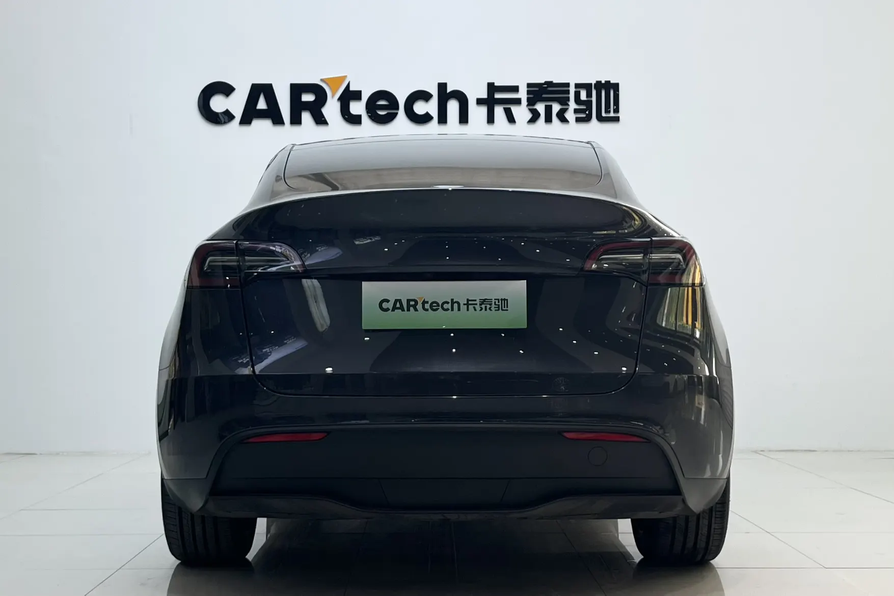 Tesla Model Y, 2024 4