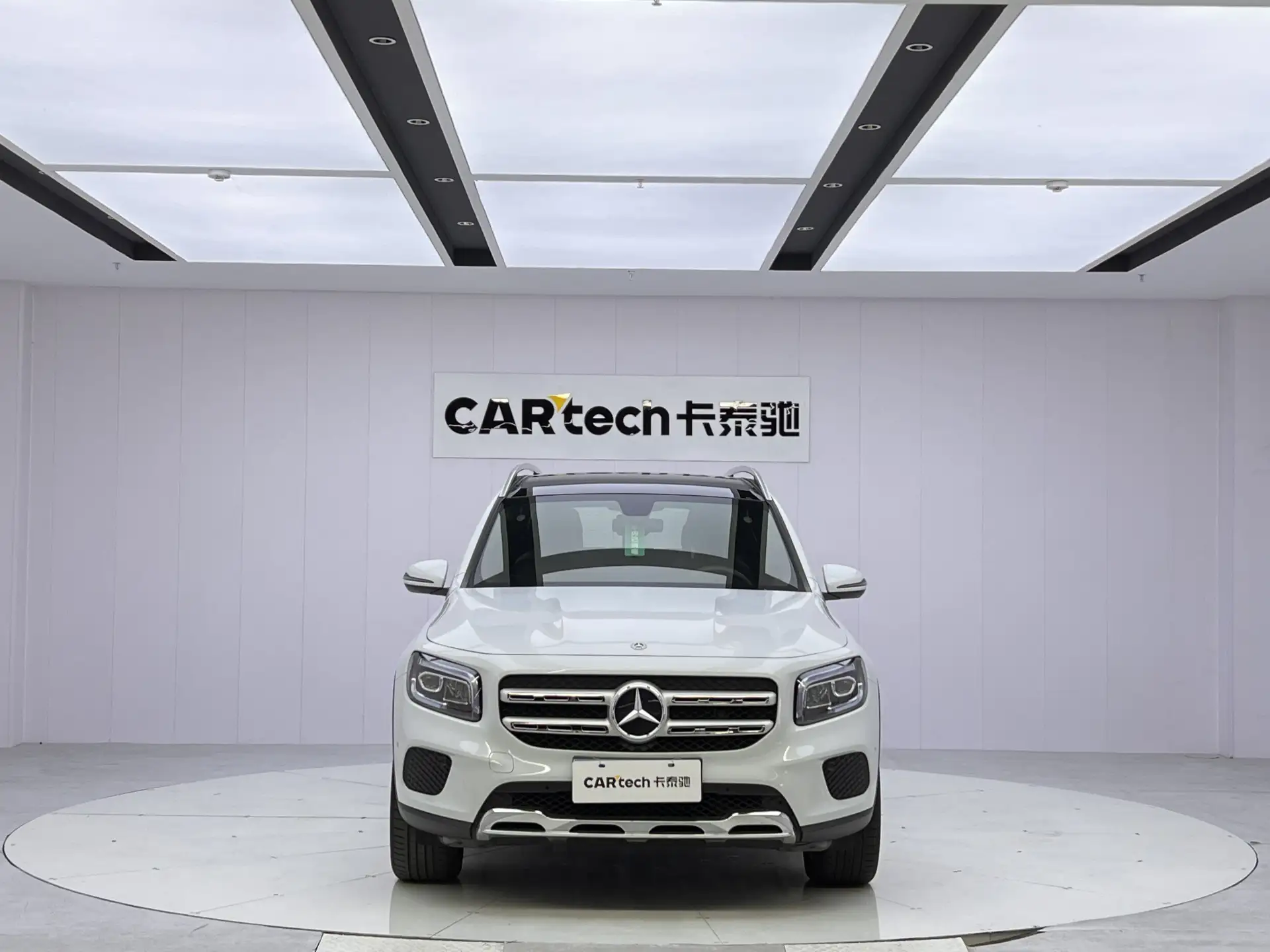 Mercedes-Benz GLB, 2021 3