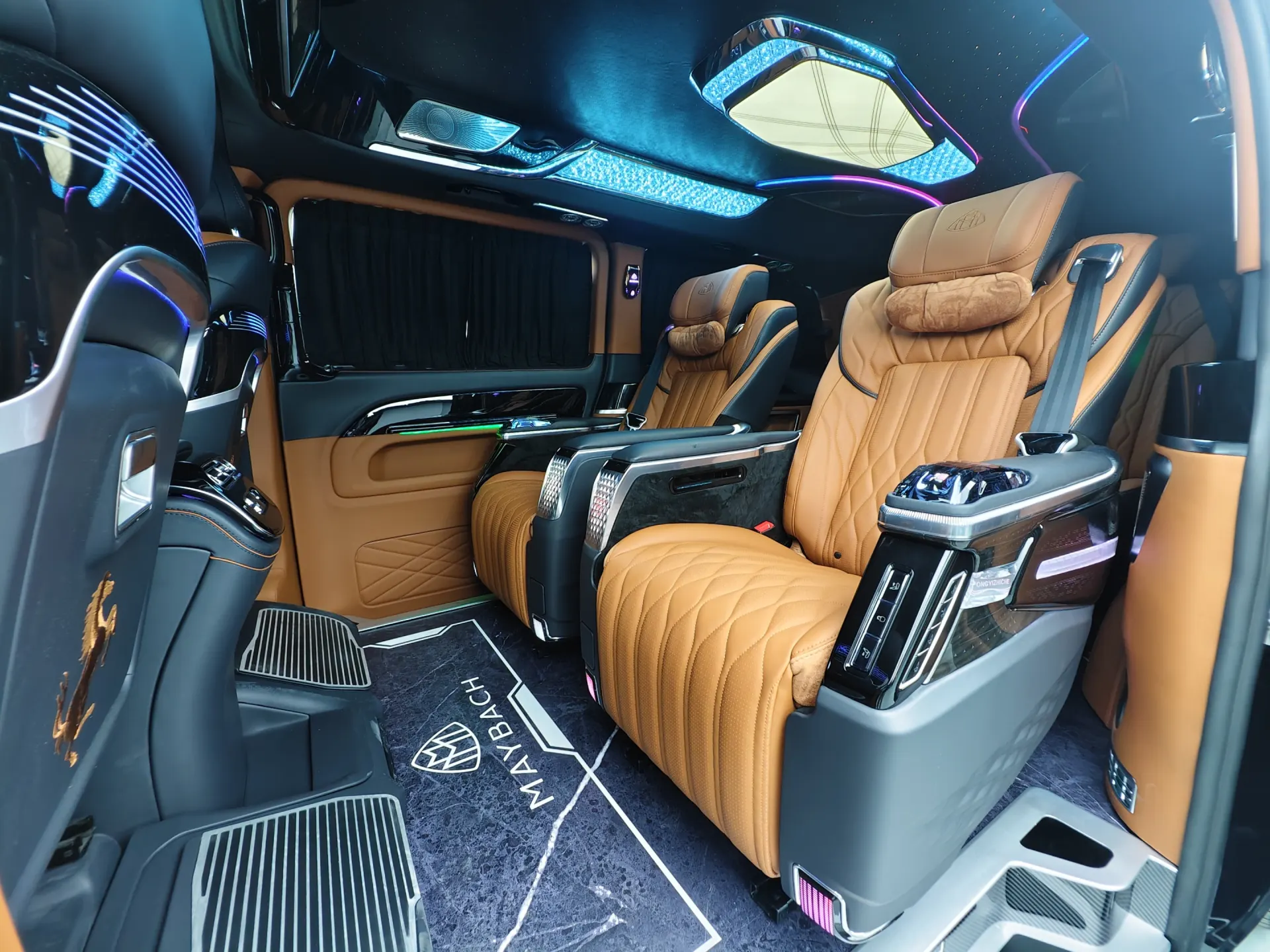 Mercedes-Benz Vito, 2025 13
