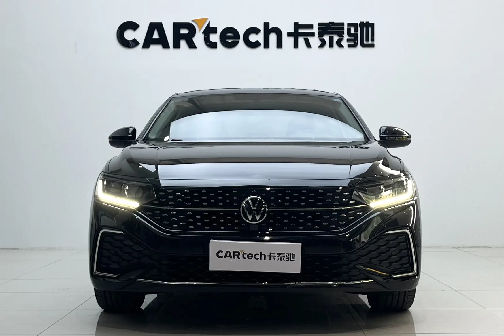Volkswagen Passat, 2023 2