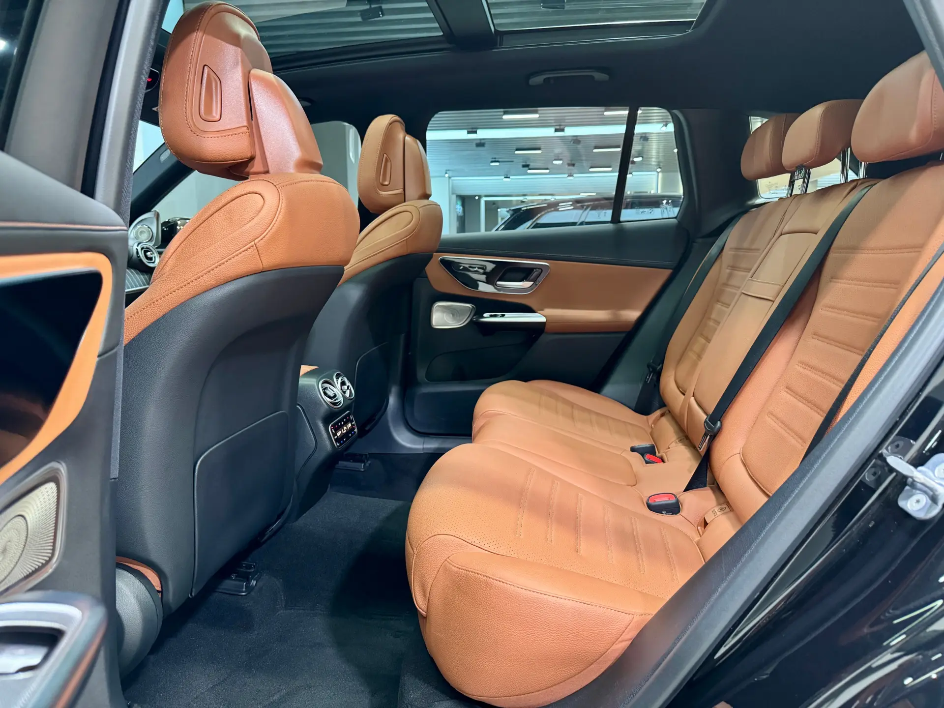 Mercedes-Benz GLC 300 L, 2024 16