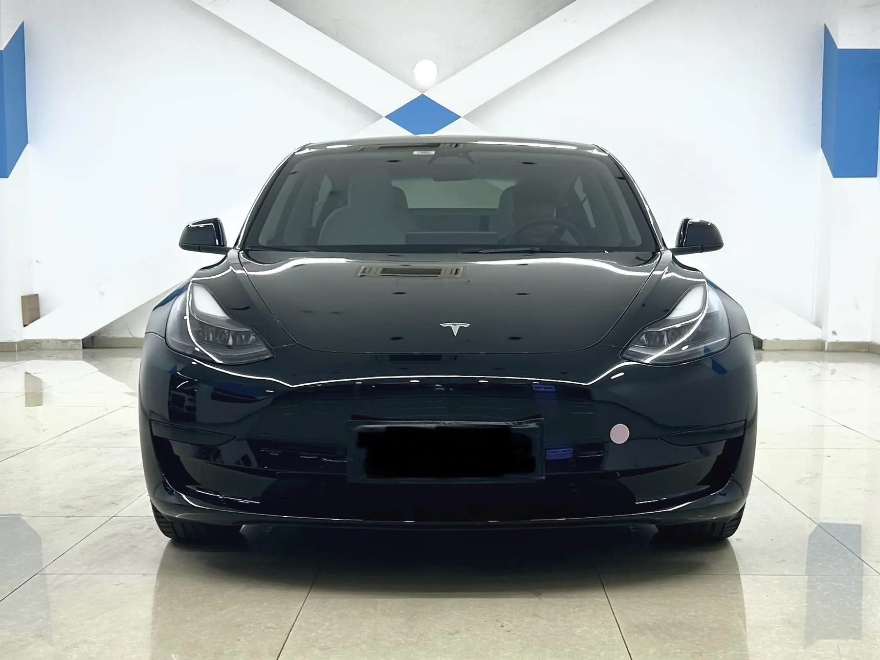 Tesla Model 3, 2023 2