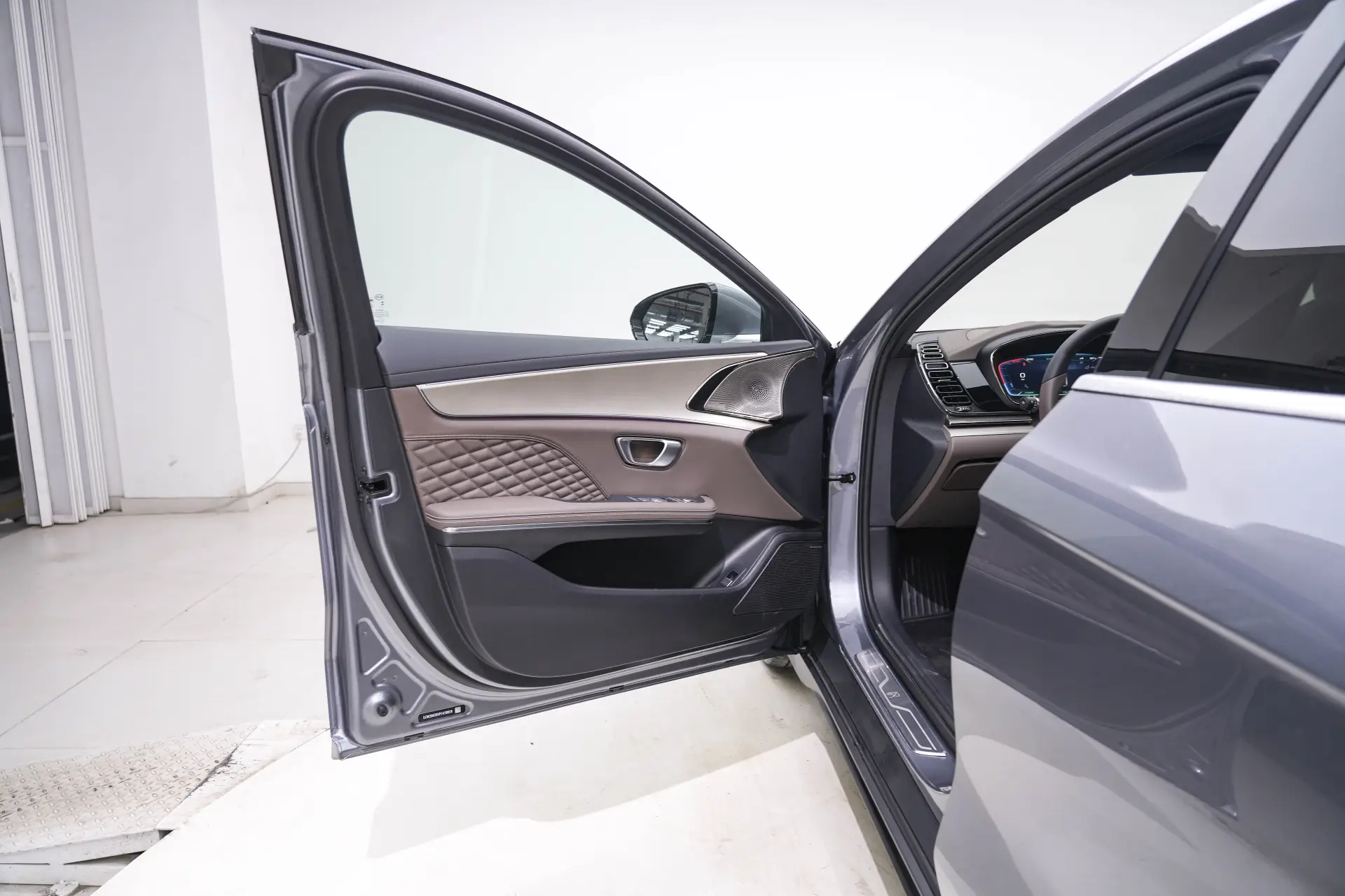 BYD Han, 2024 19